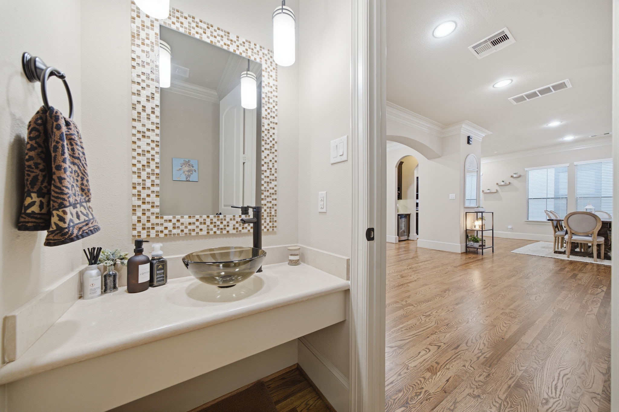 5950 Kiam Street E Property Photo 16