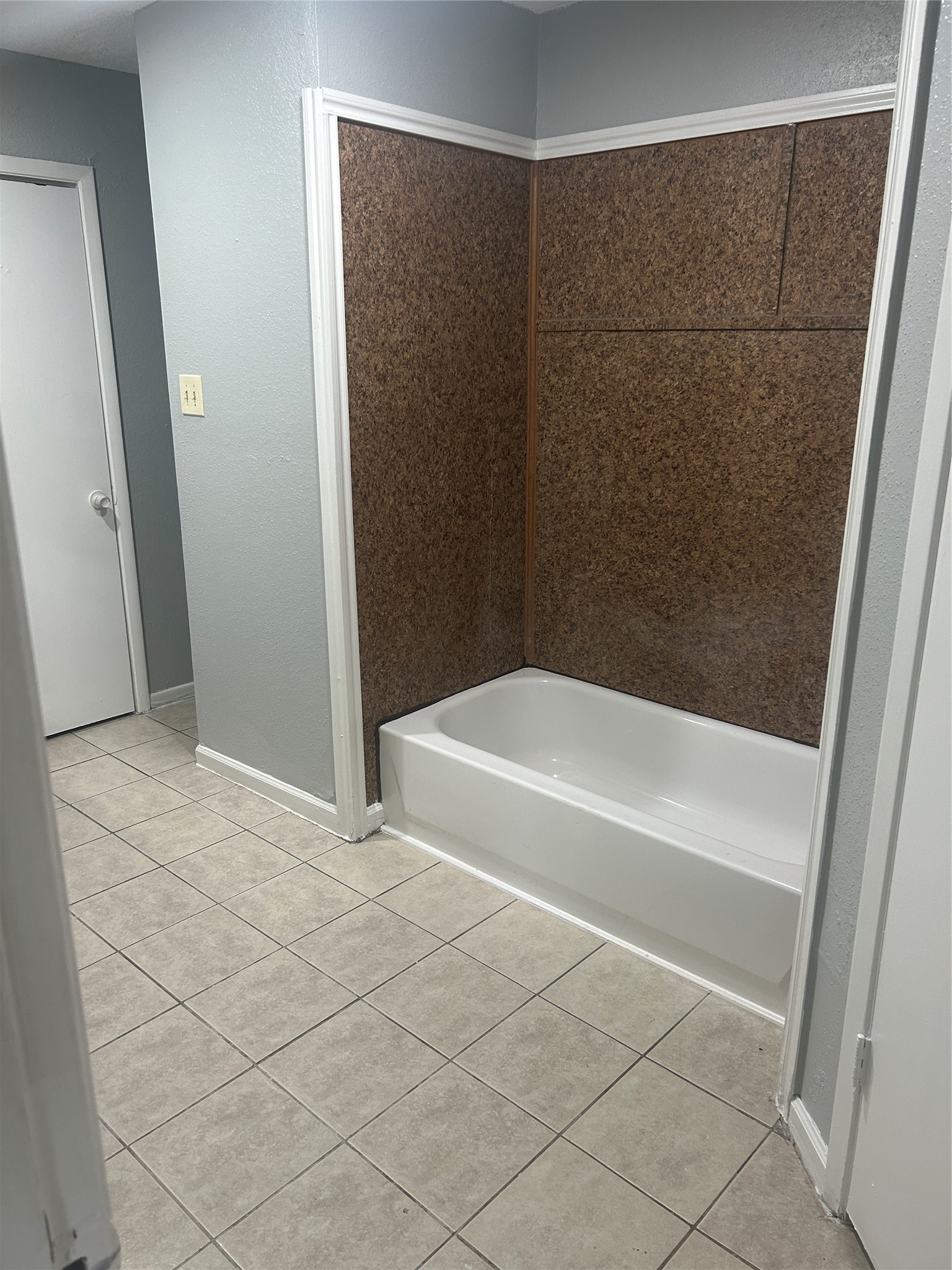 15818 Willbriar Lane Property Photo 8