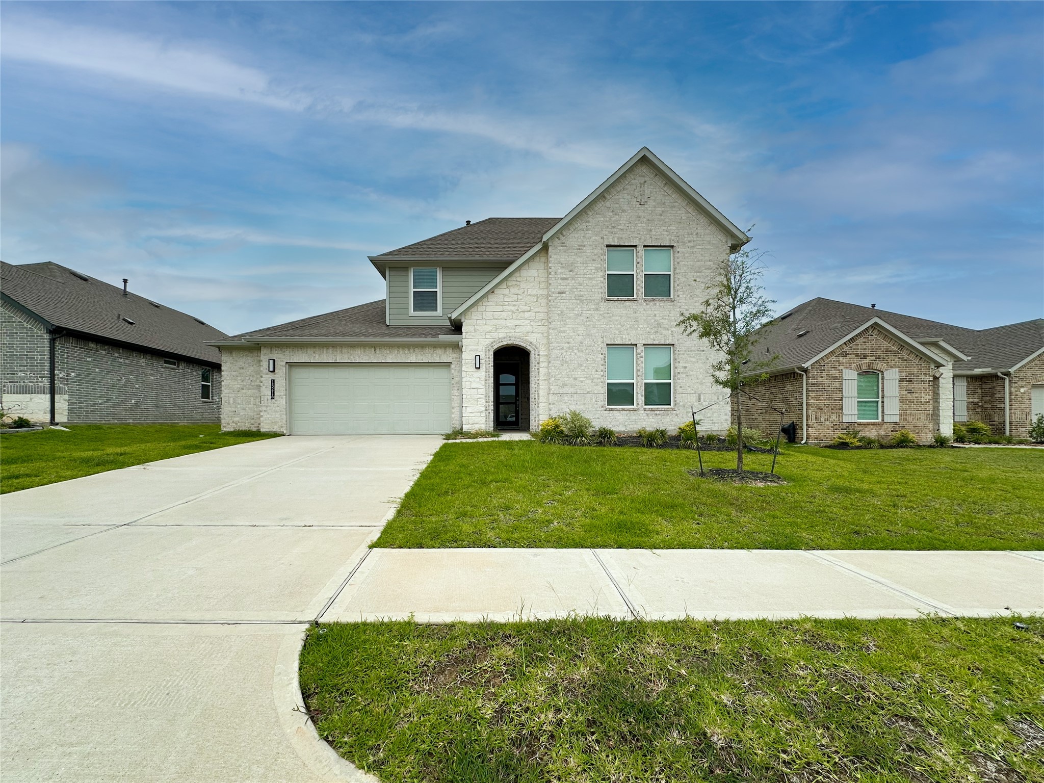 15216 Tattle Creek Lane Property Photo 1