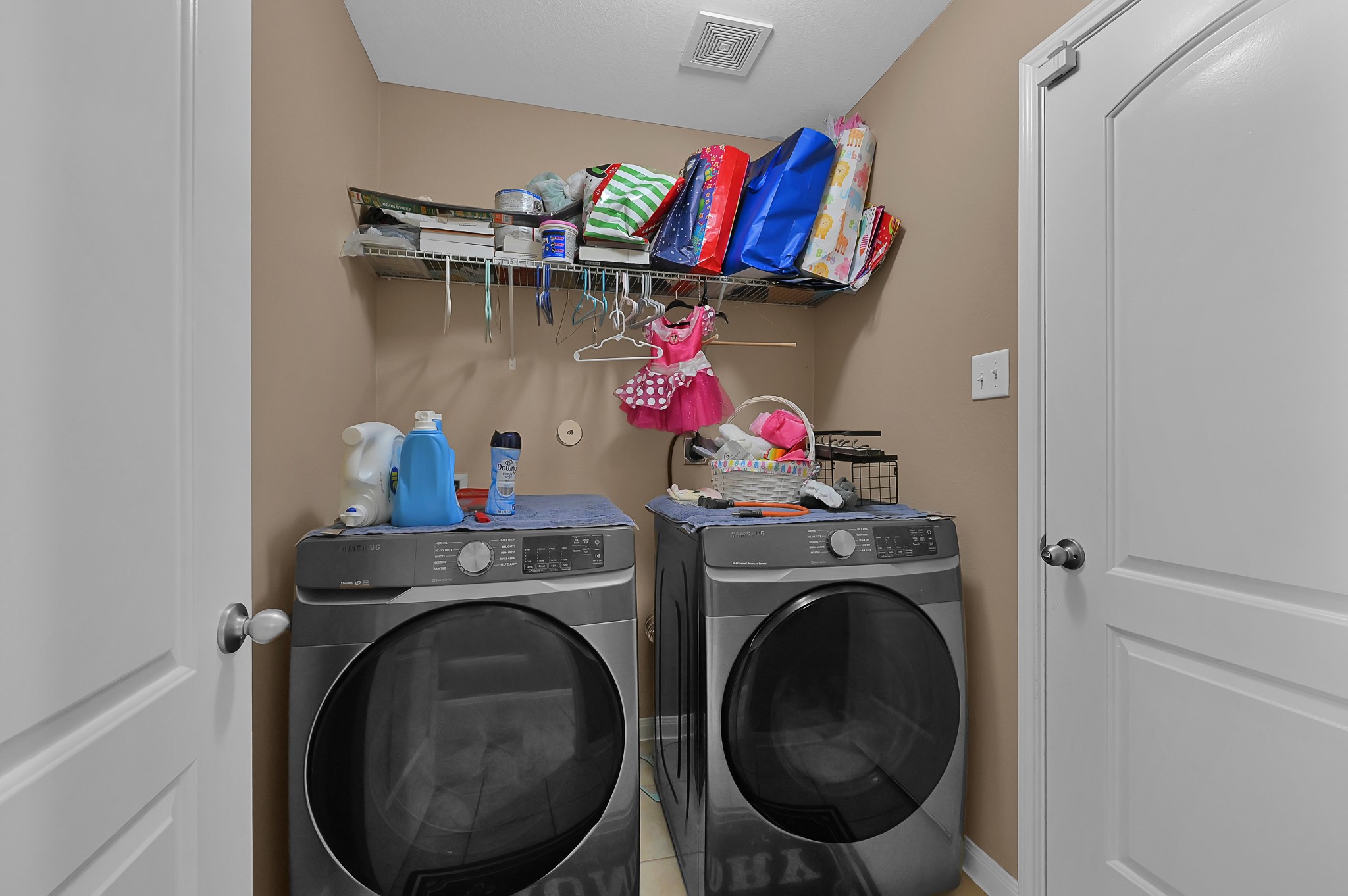 4903 Arbury Hill Lane Property Photo 7