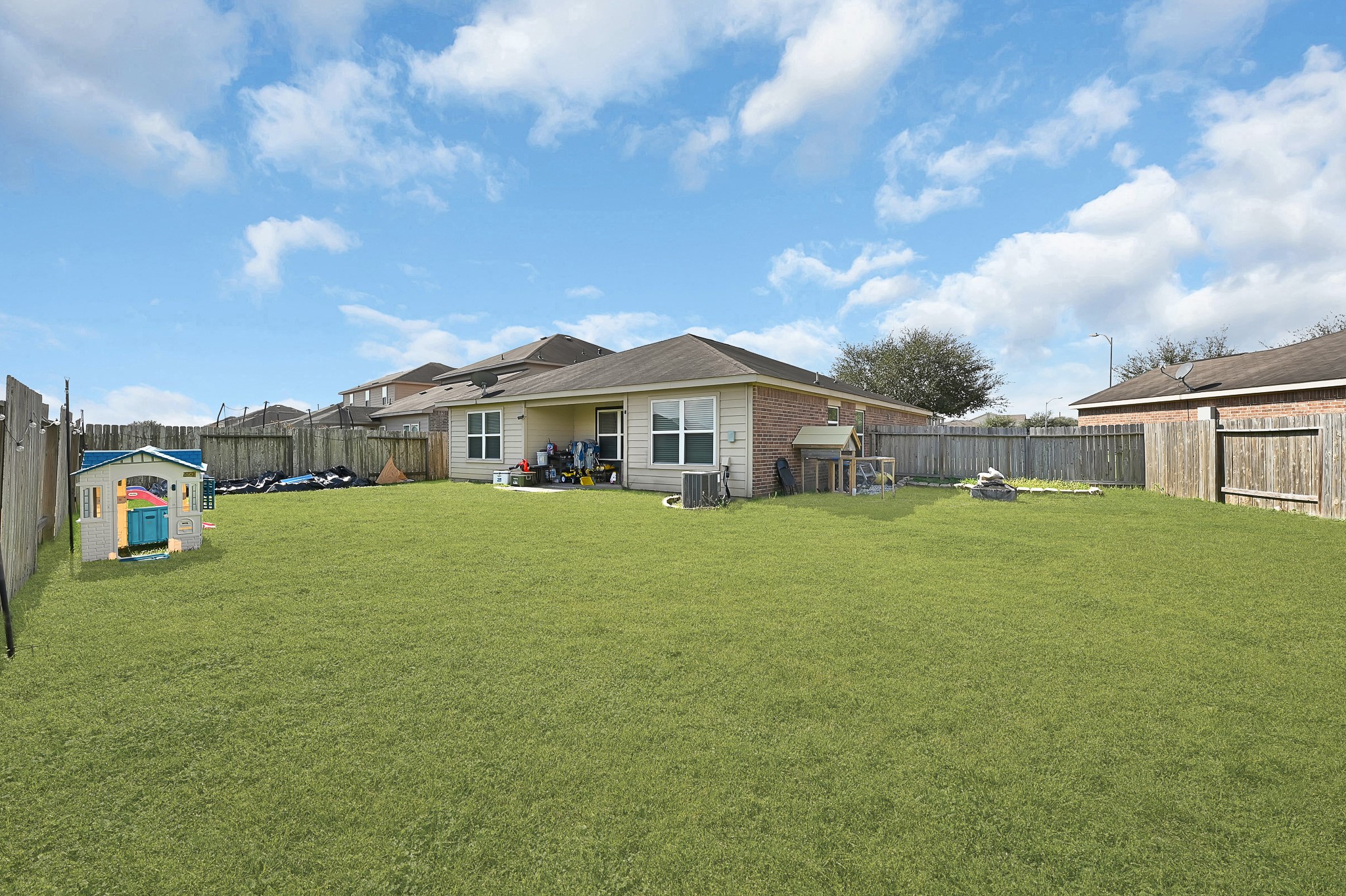 4903 Arbury Hill Lane Property Photo 10