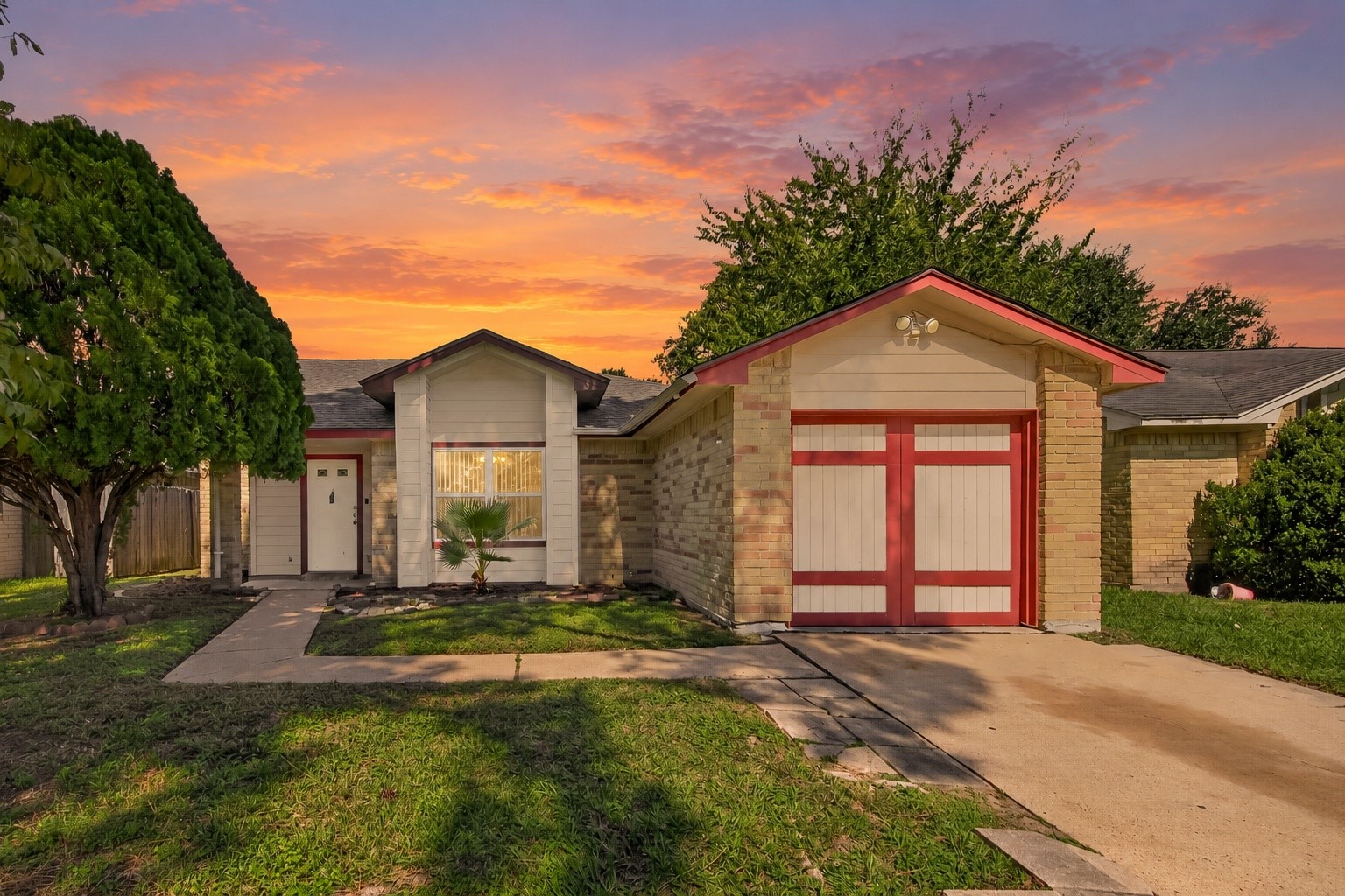 23814 Griffin House Lane Property Photo 1