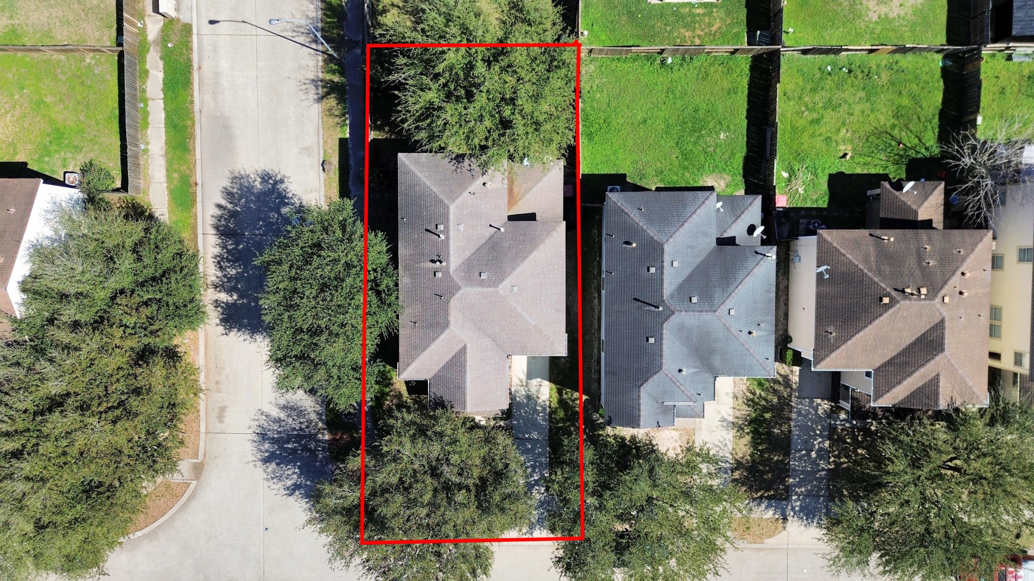 19042 Remington Mill Drive Property Photo 1