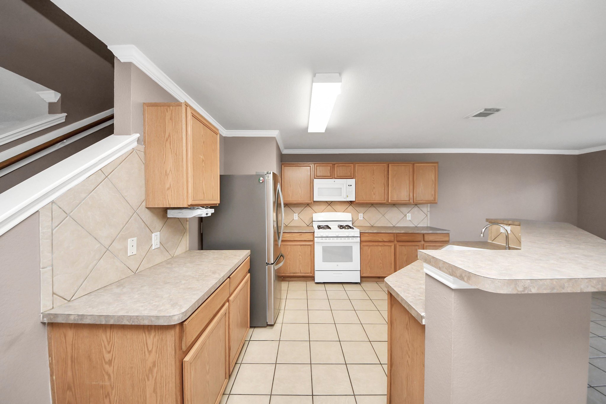 19042 Remington Mill Drive Property Photo 12