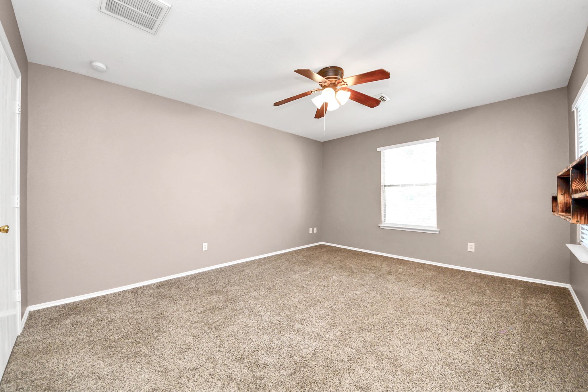 19042 Remington Mill Drive Property Photo 35