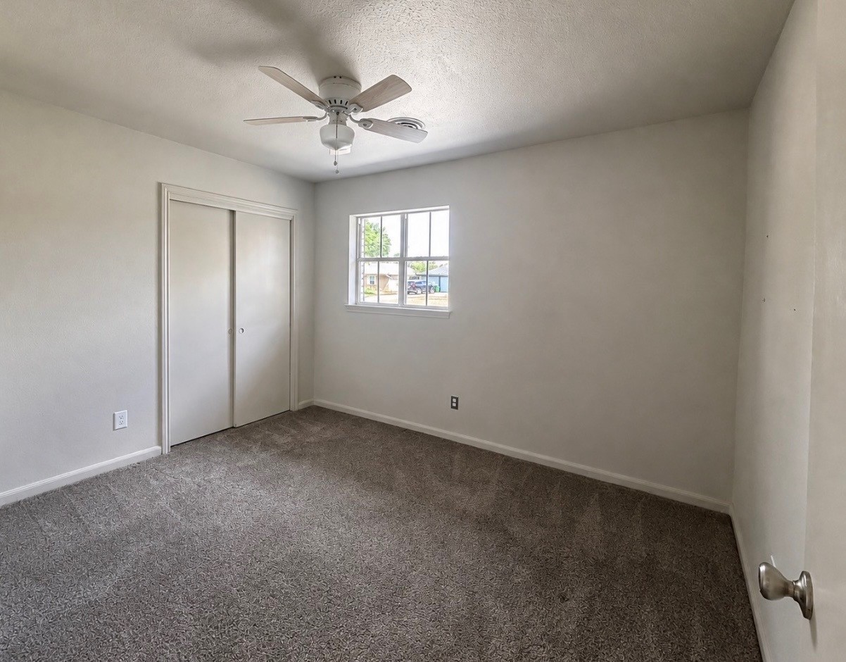 7603 Grape St Property Photo 11