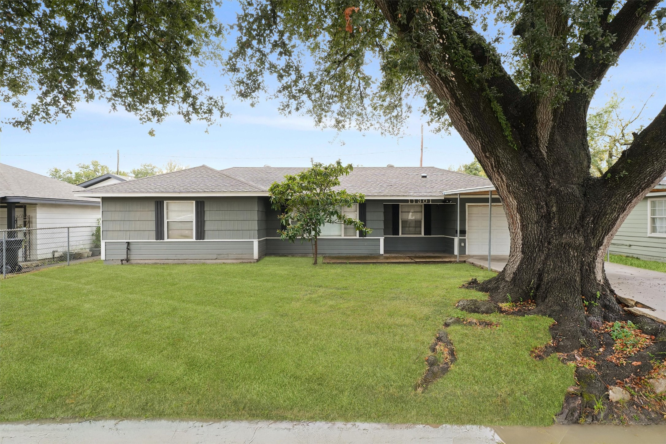 11301 O Donnell Drive Property Photo 2