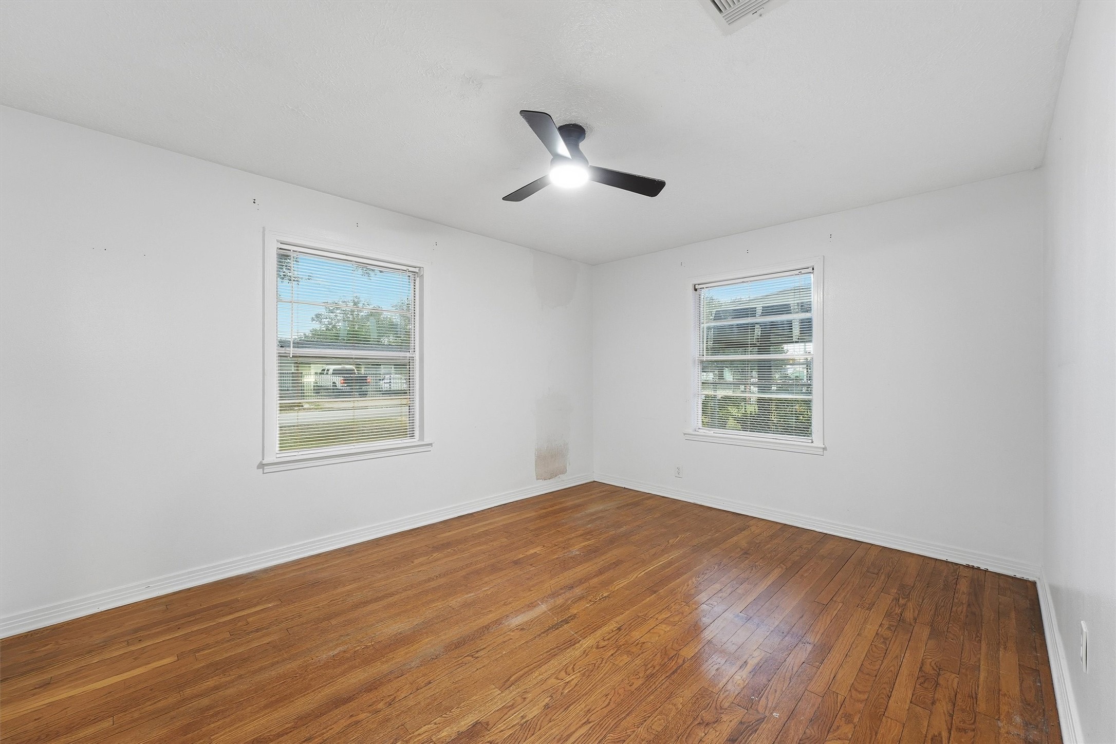 11301 O Donnell Drive Property Photo 11