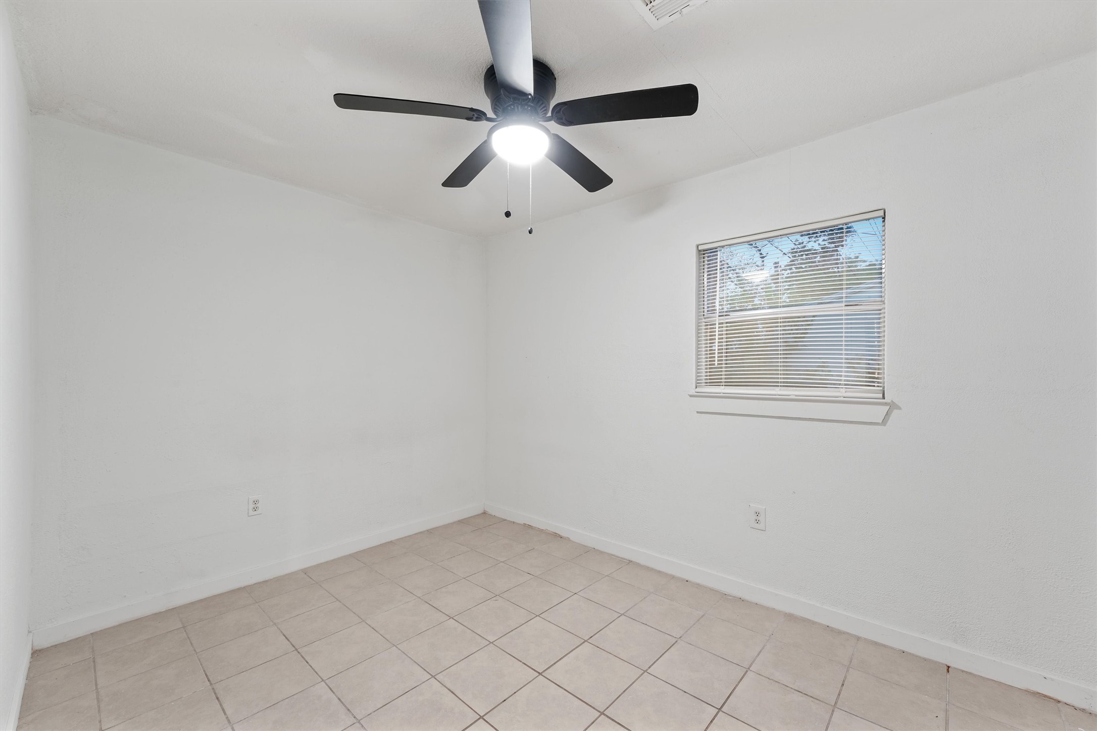 11301 O Donnell Drive Property Photo 19