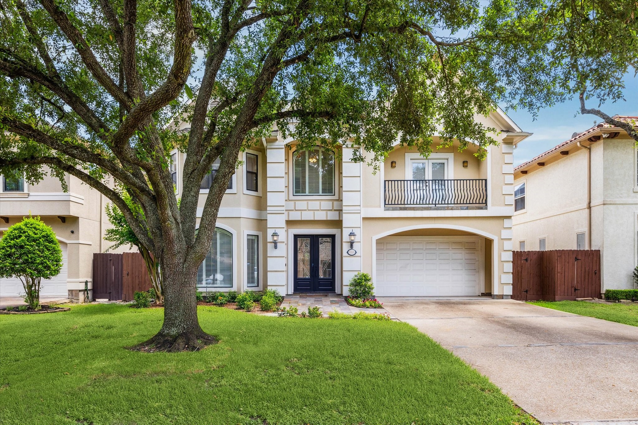 5311 Patrick Henry Street Property Photo 1