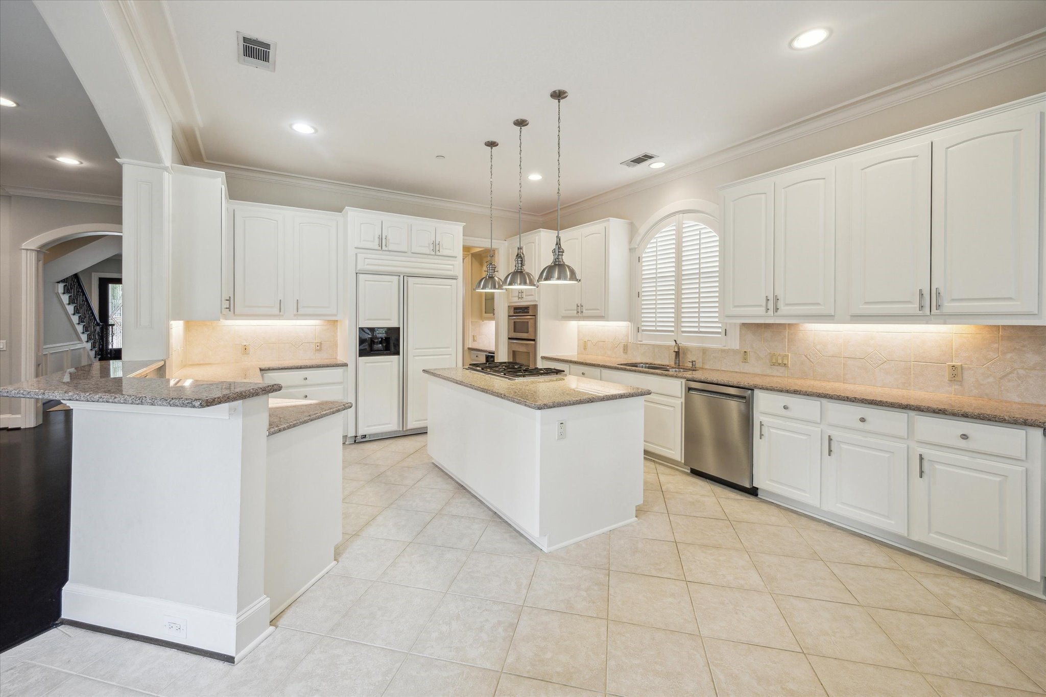 5311 Patrick Henry Street Property Photo 10