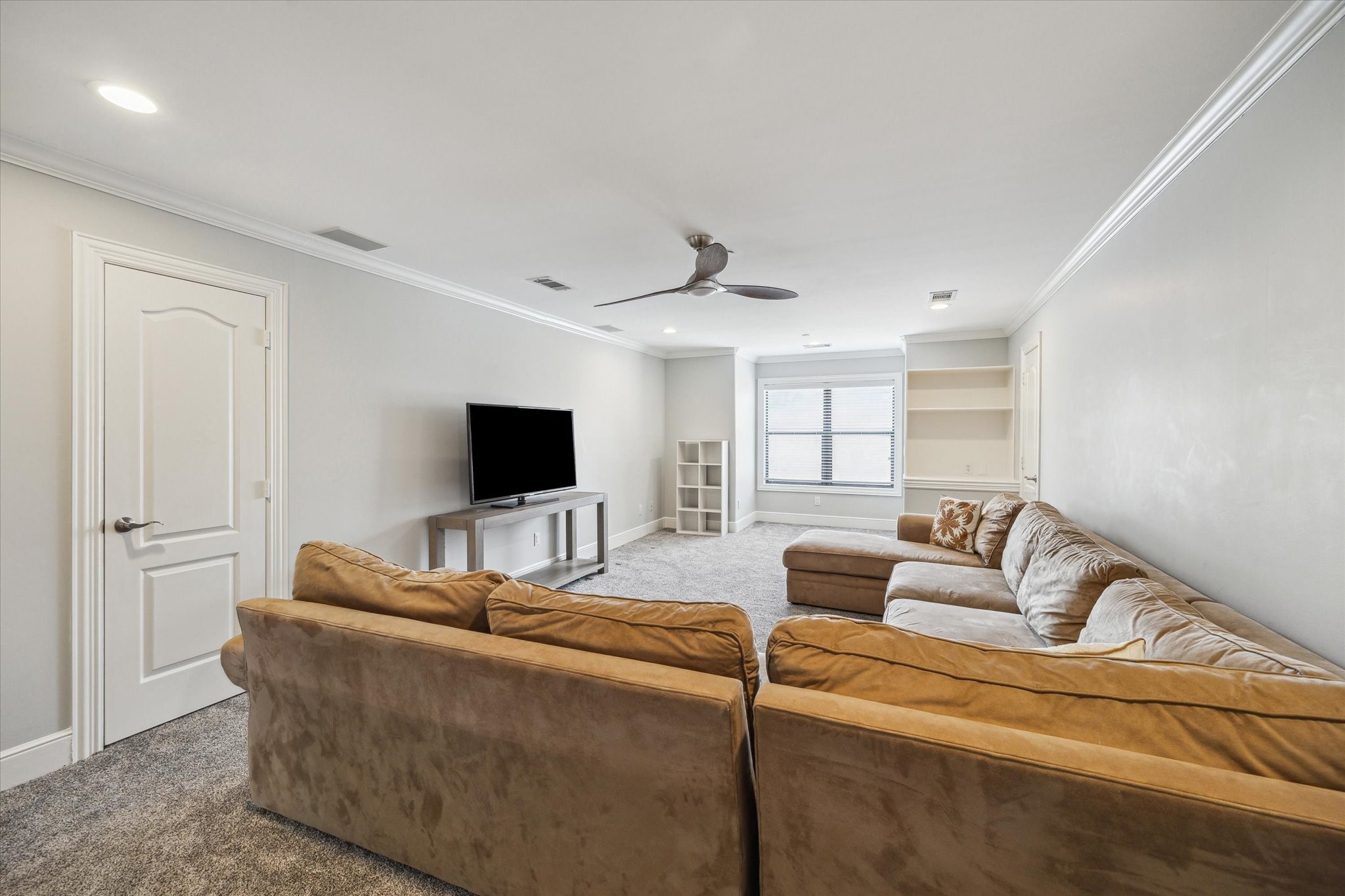 5311 Patrick Henry Street Property Photo 27