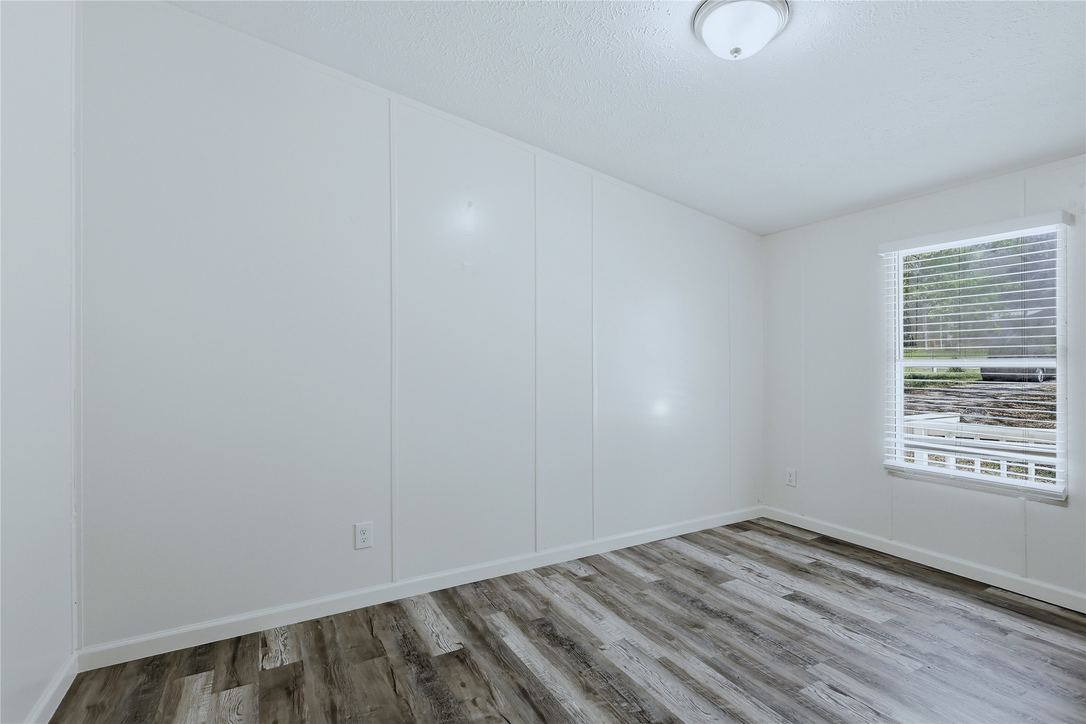 4484 Grand Oaks Drive Property Photo 22