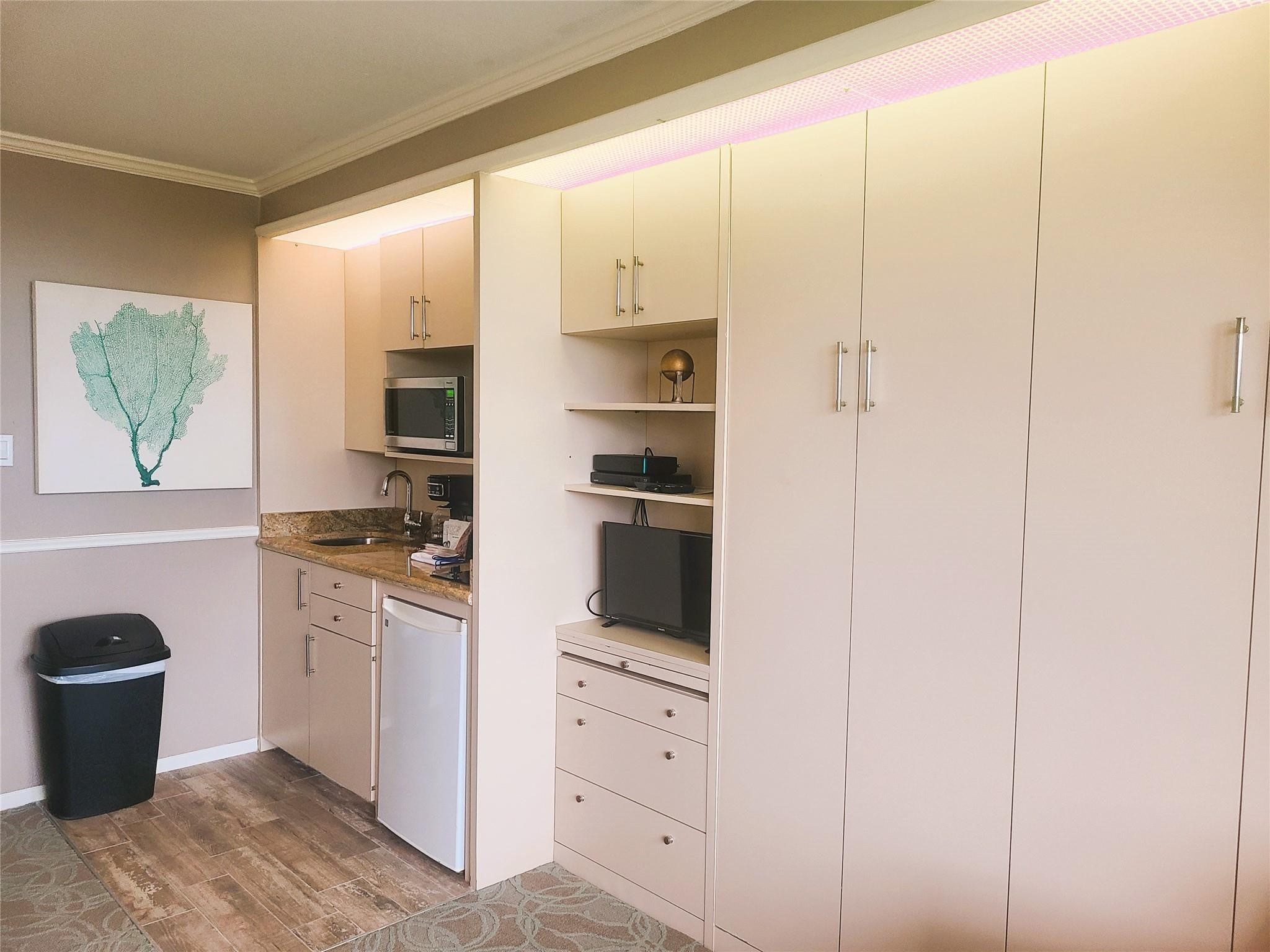5220 Seawall Boulevard 437c Property Photo 35