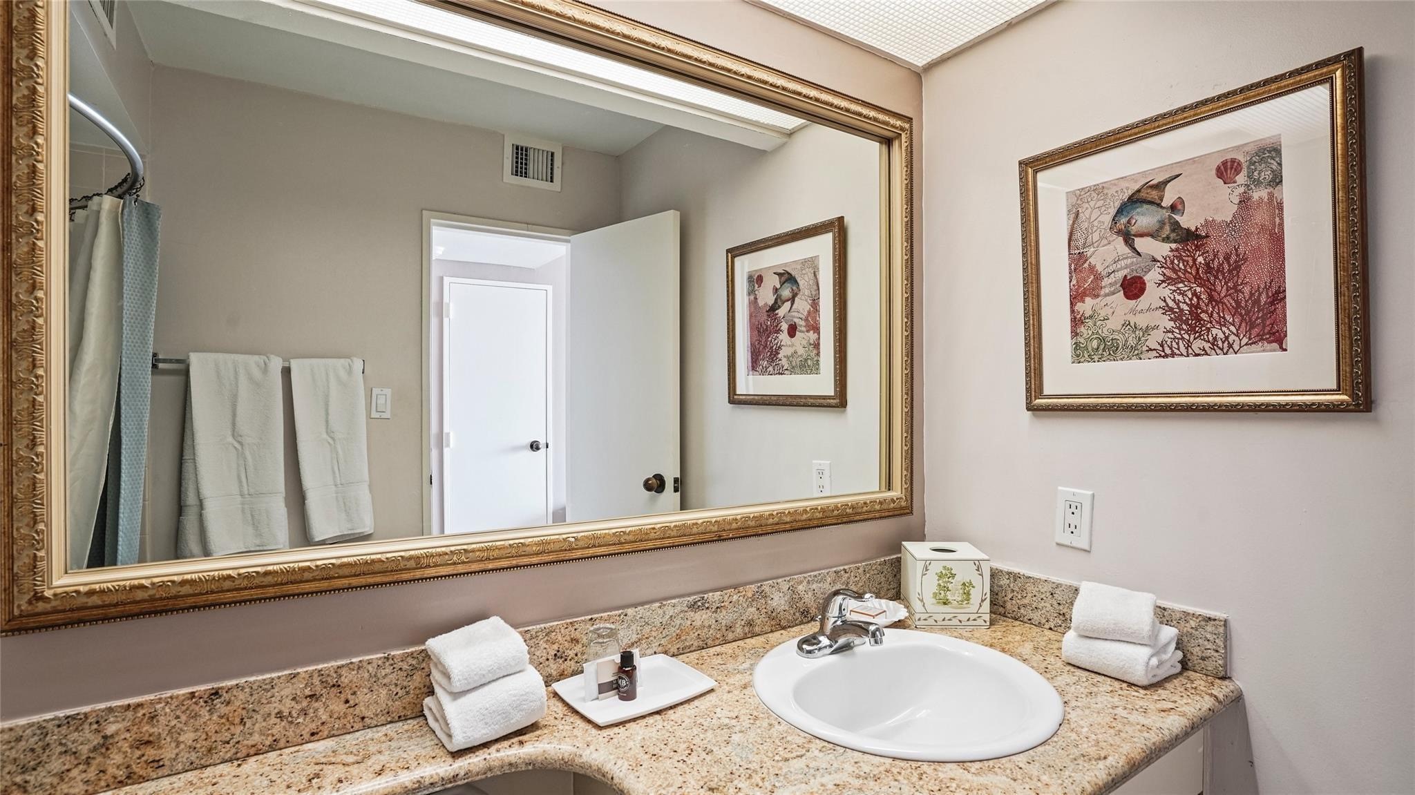 5220 Seawall Boulevard 437c Property Photo 40