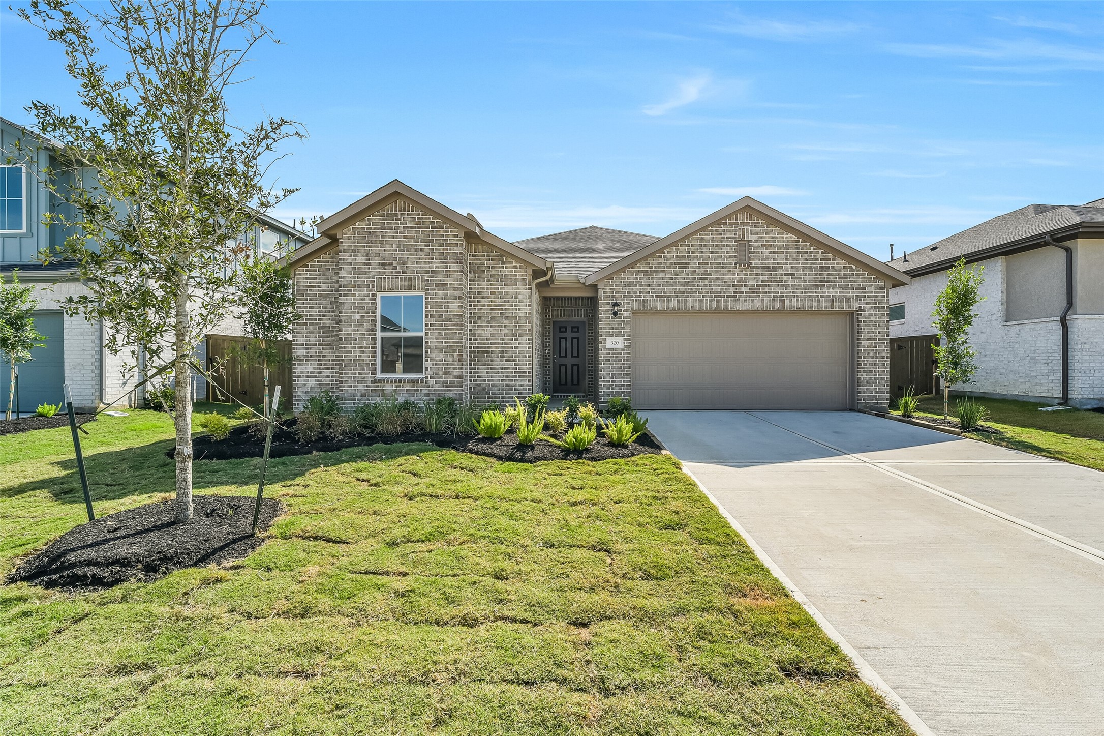 320 Goldeneye Duck Drive Property Photo 1