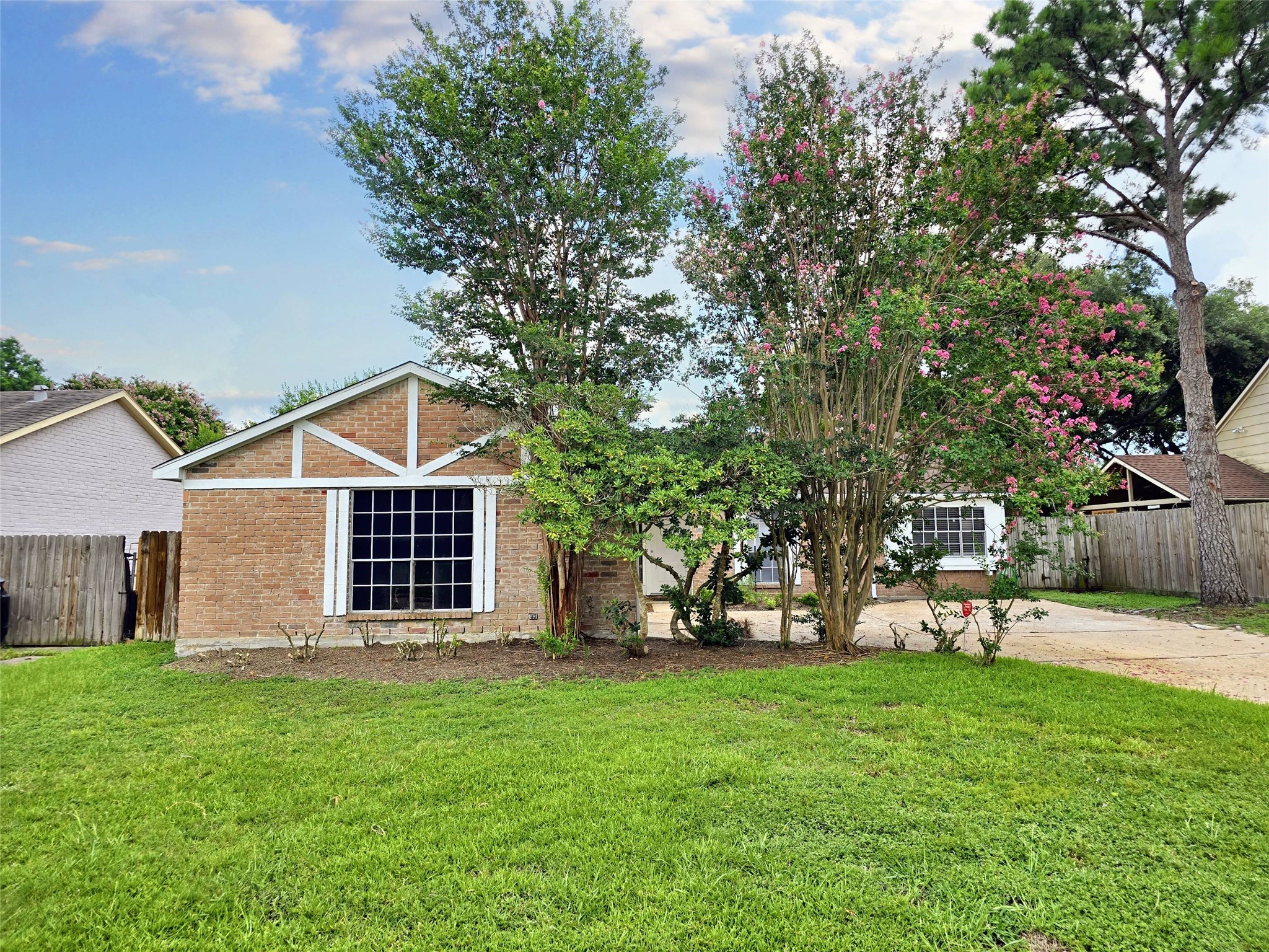 22619 Deville Drive Property Photo 20
