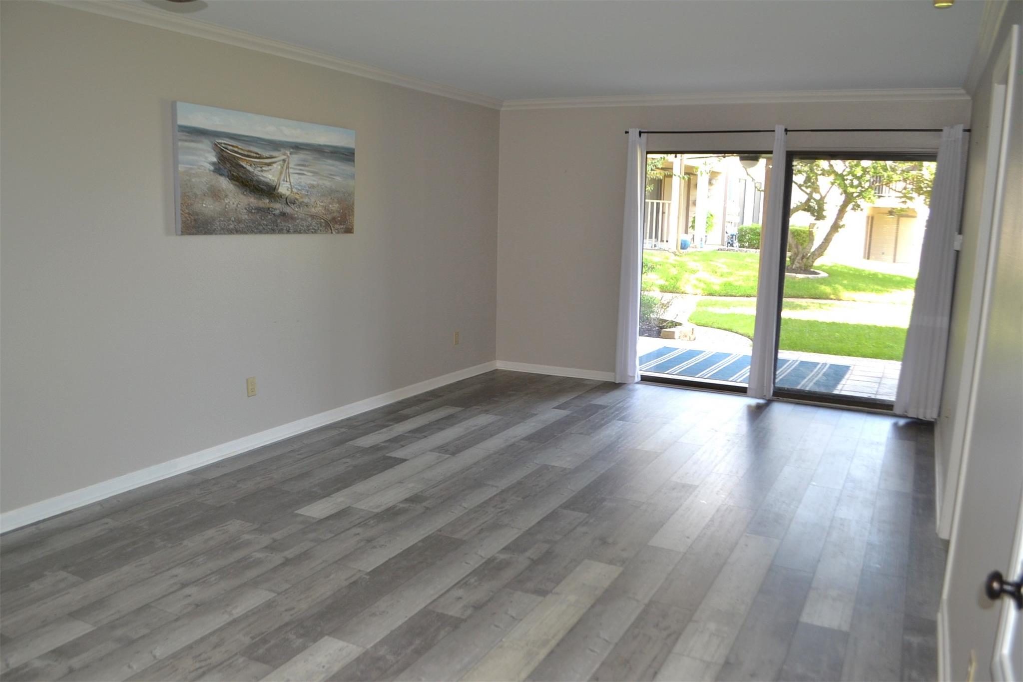 102 Lakeview Terrace D Property Photo 18