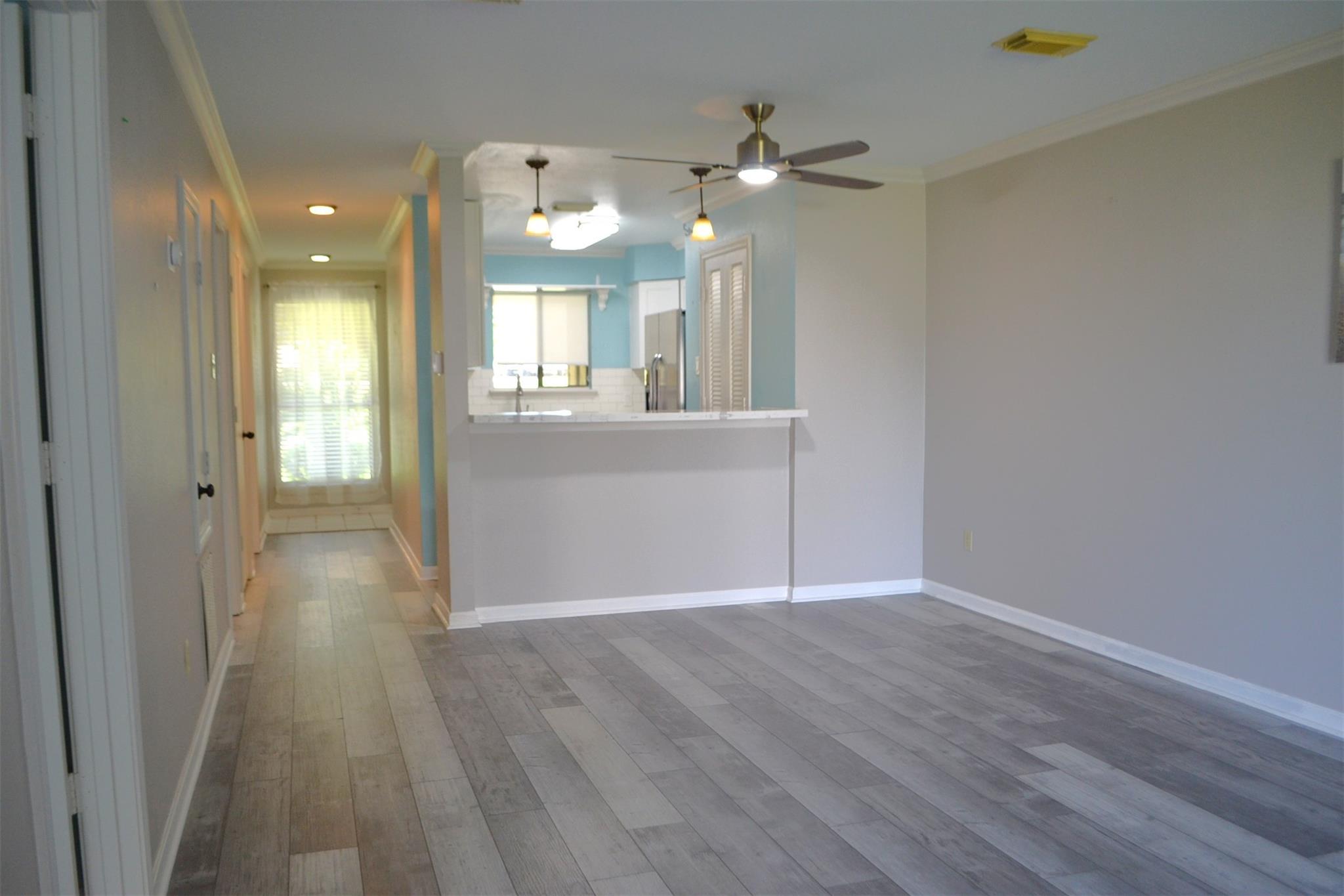 102 Lakeview Terrace D Property Photo 19