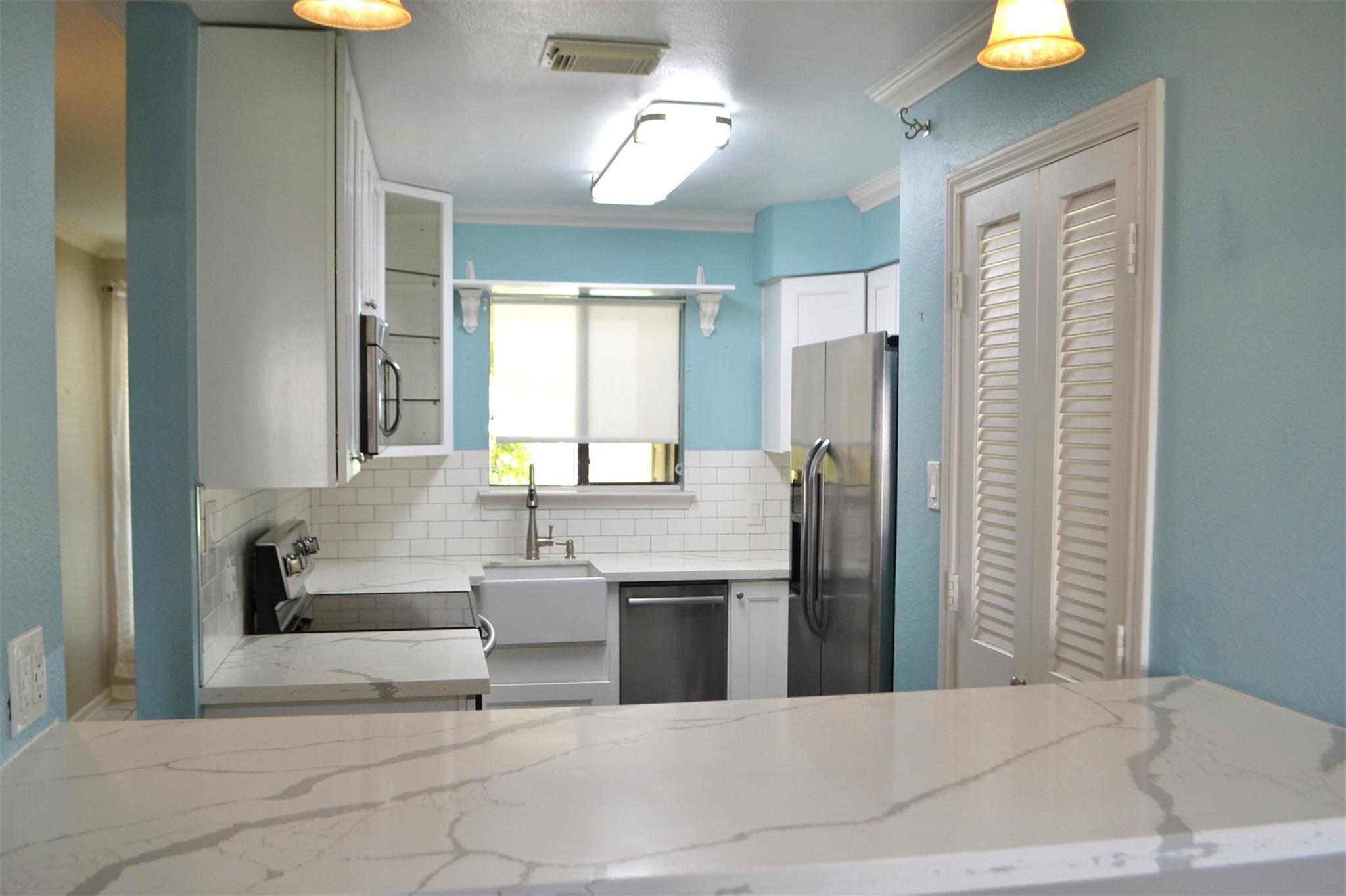 102 Lakeview Terrace D Property Photo 21