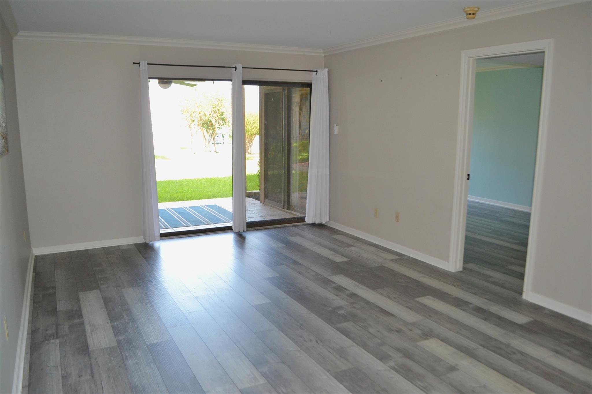 102 Lakeview Terrace D Property Photo 22