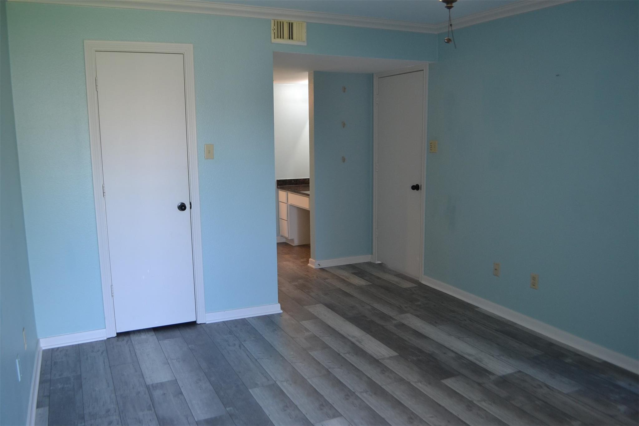 102 Lakeview Terrace D Property Photo 28
