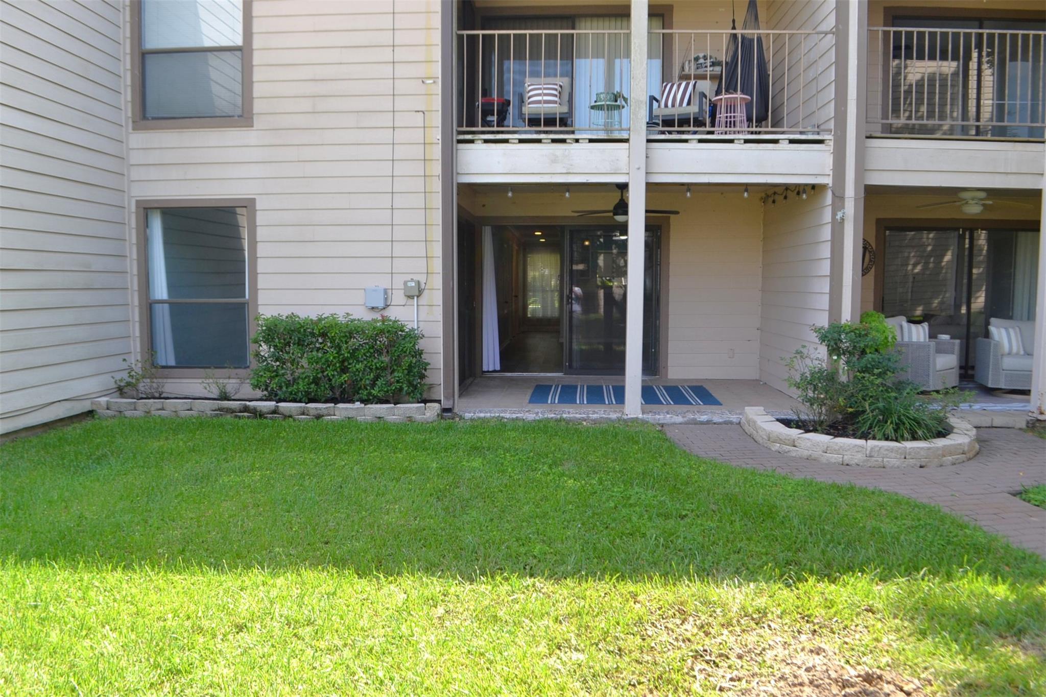 102 Lakeview Terrace D Property Photo 37
