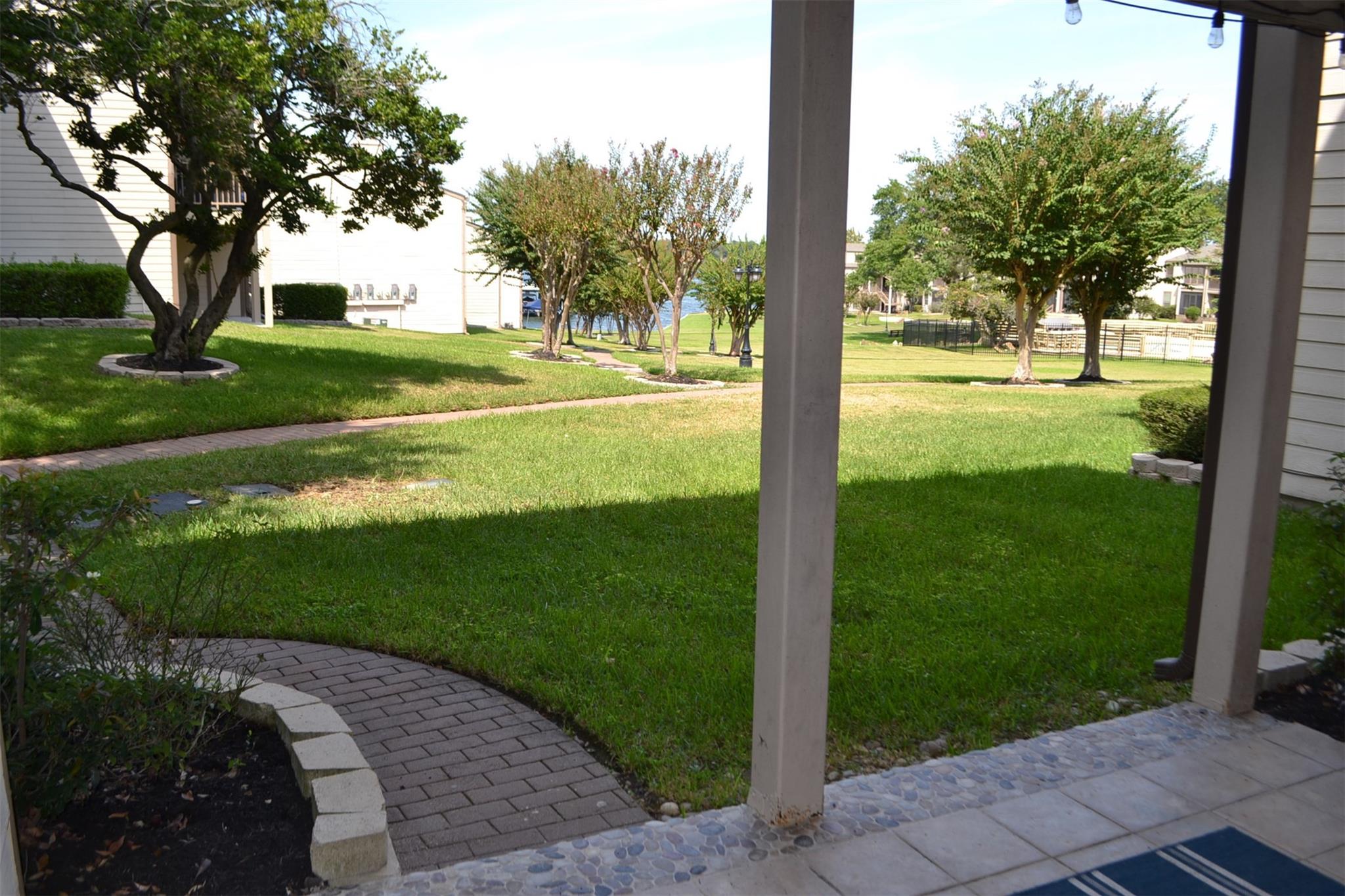 102 Lakeview Terrace D Property Photo 40