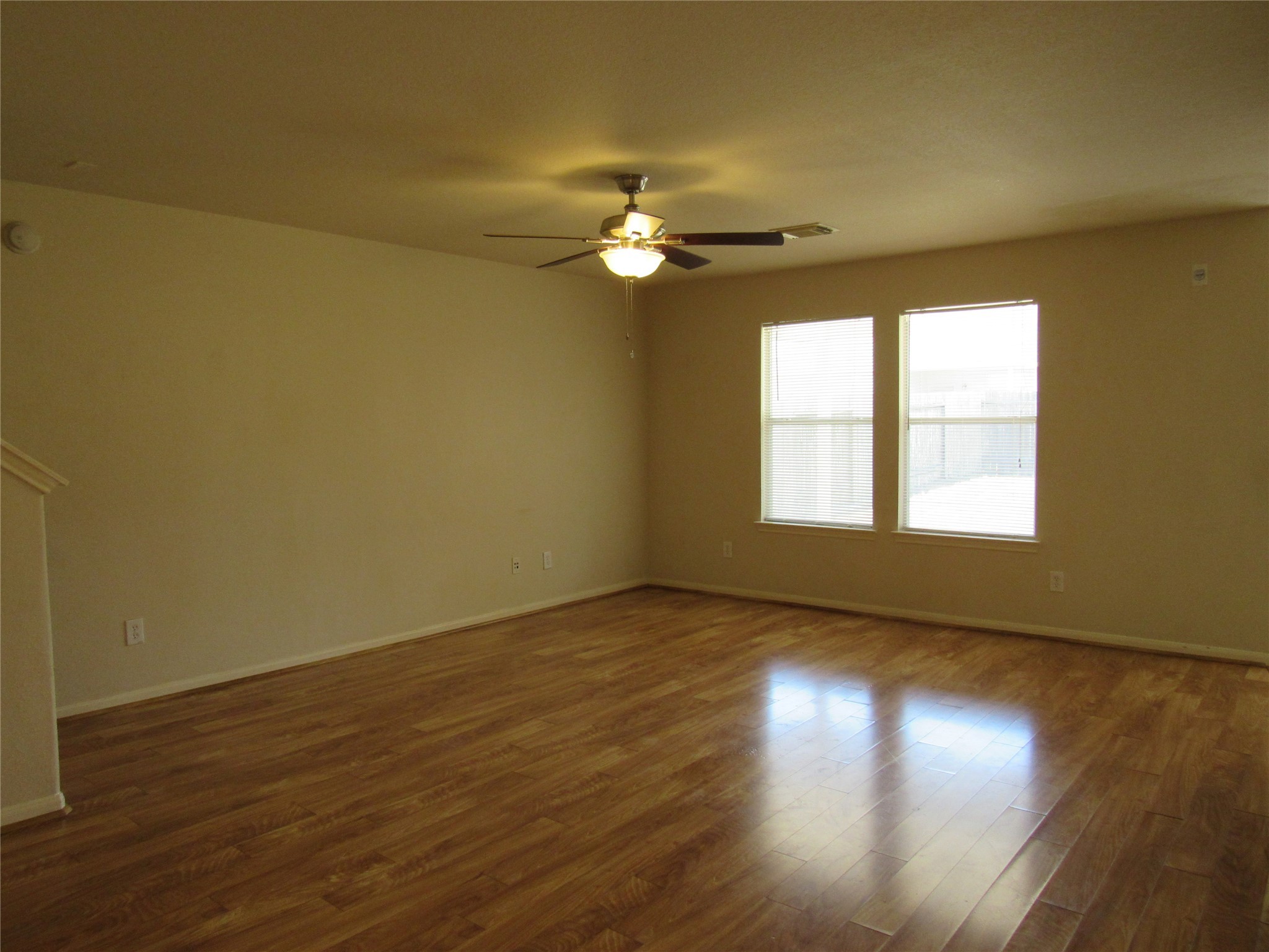 6338 Applewood Forest Drive Property Photo 7