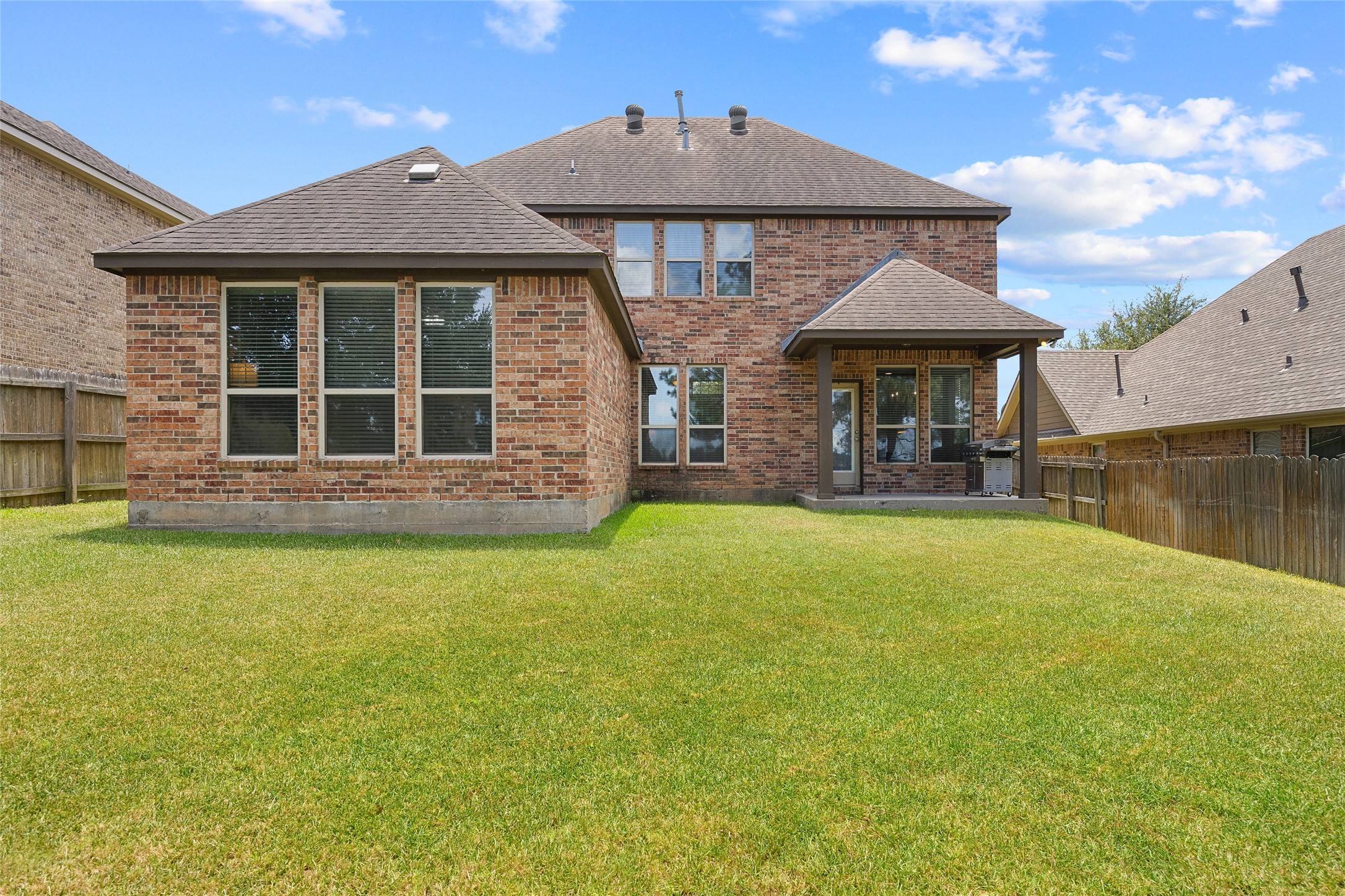 2203 Parker Court Property Photo 23