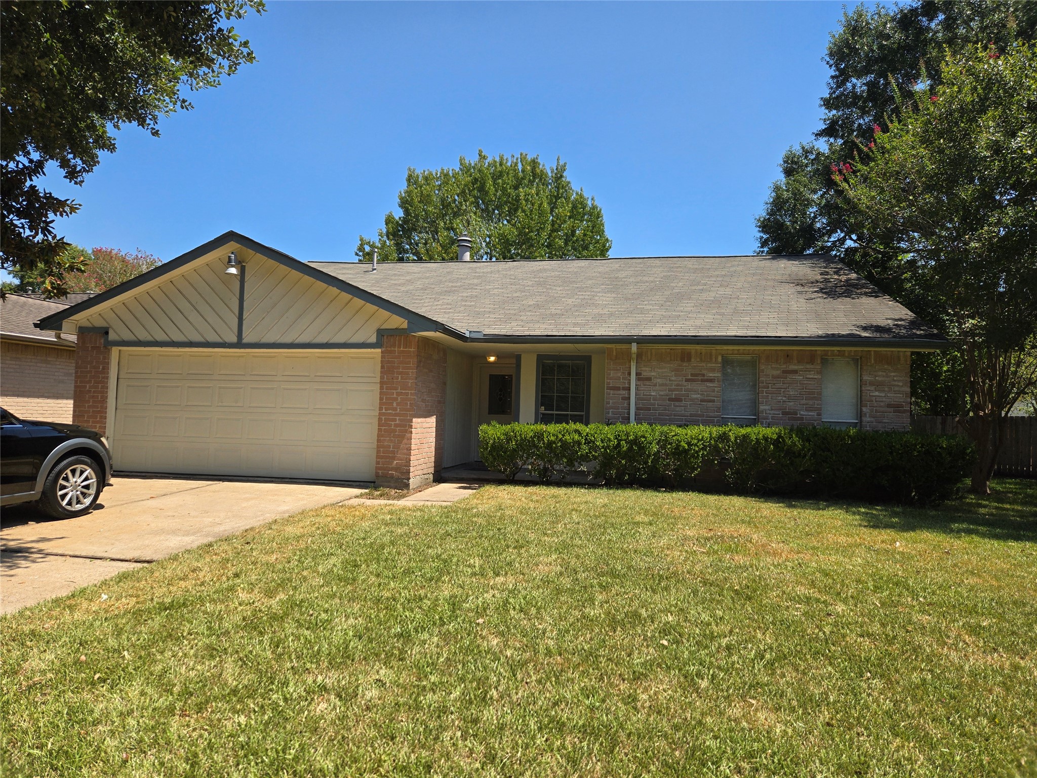 2515 Maple Tree Property Photo 1