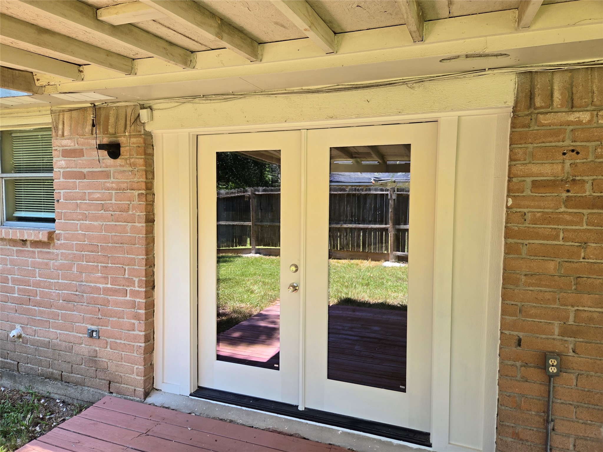 2515 Maple Tree Property Photo 10