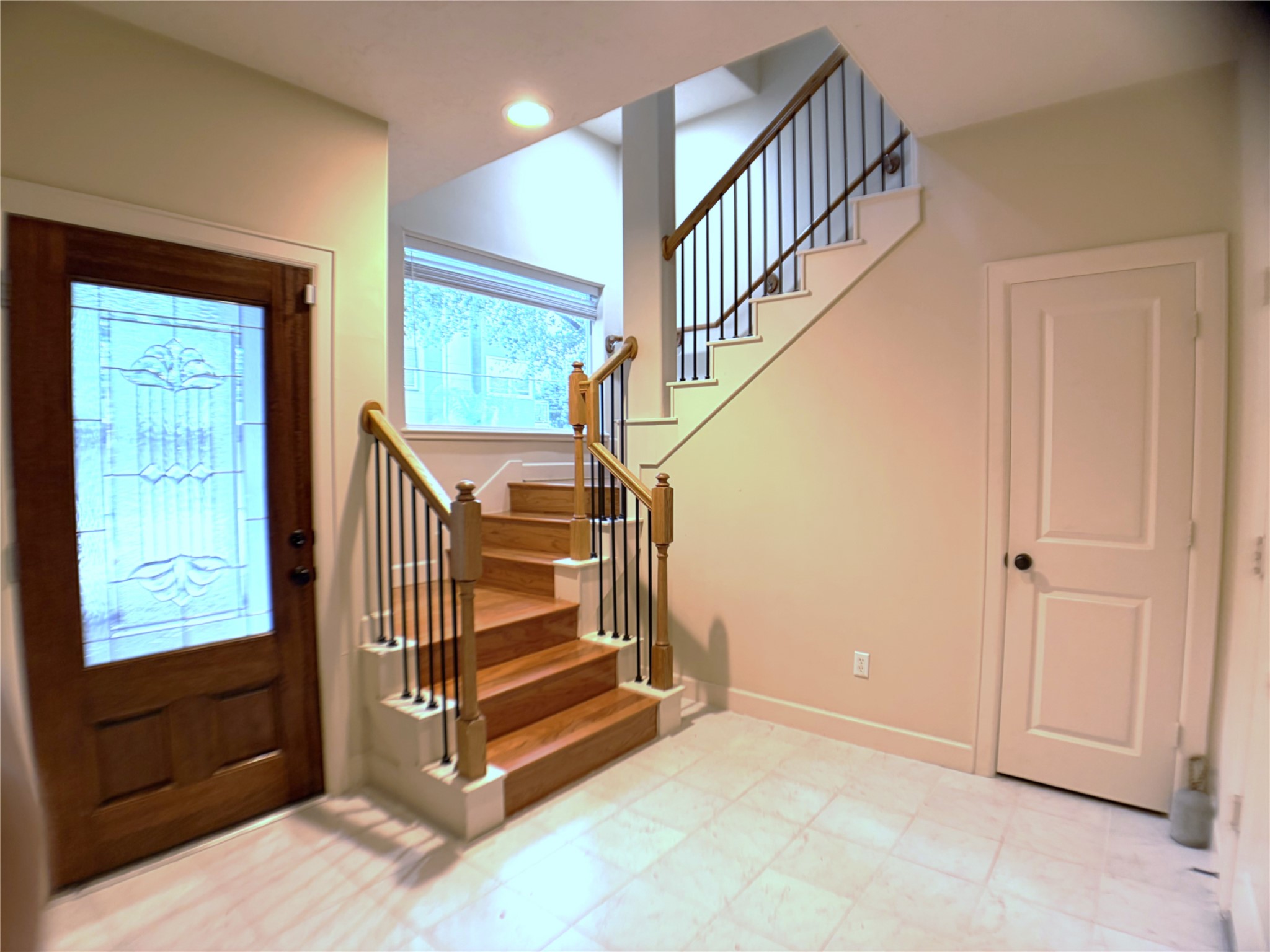 5807 Maxie Street Property Photo 4