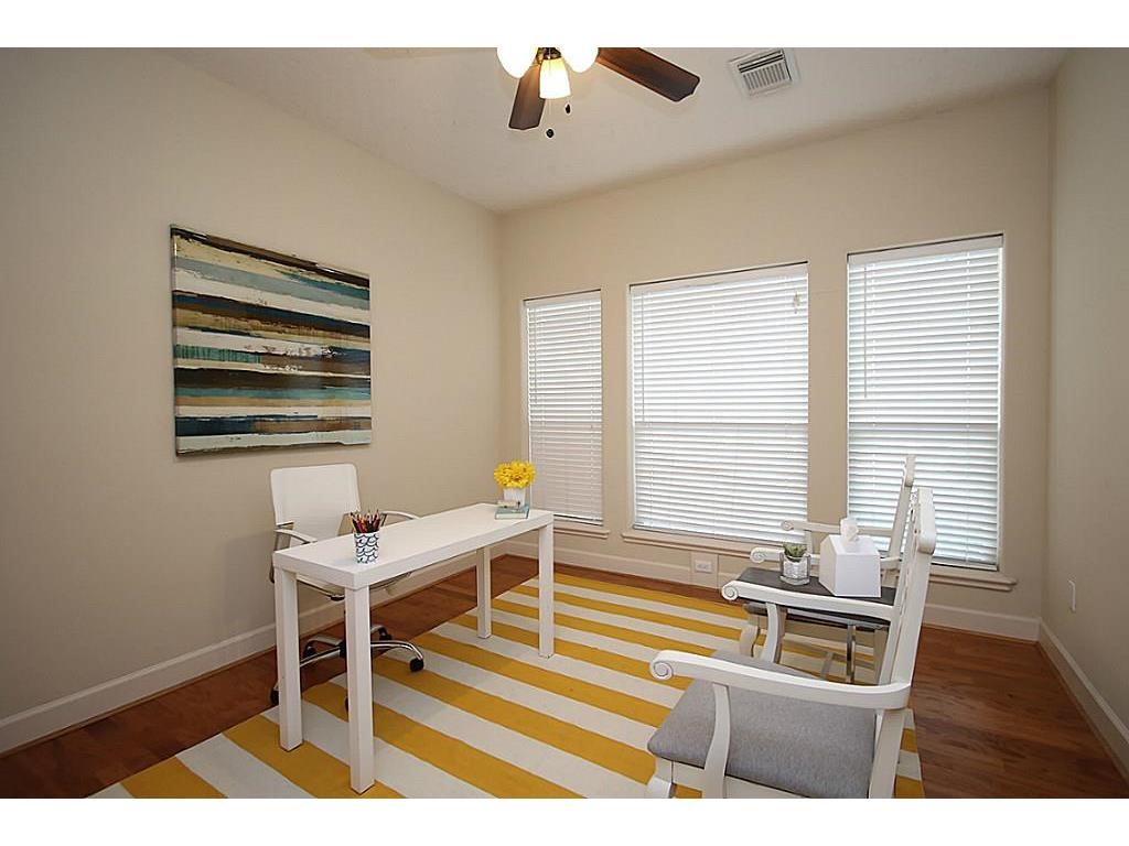 5807 Maxie Street Property Photo 5