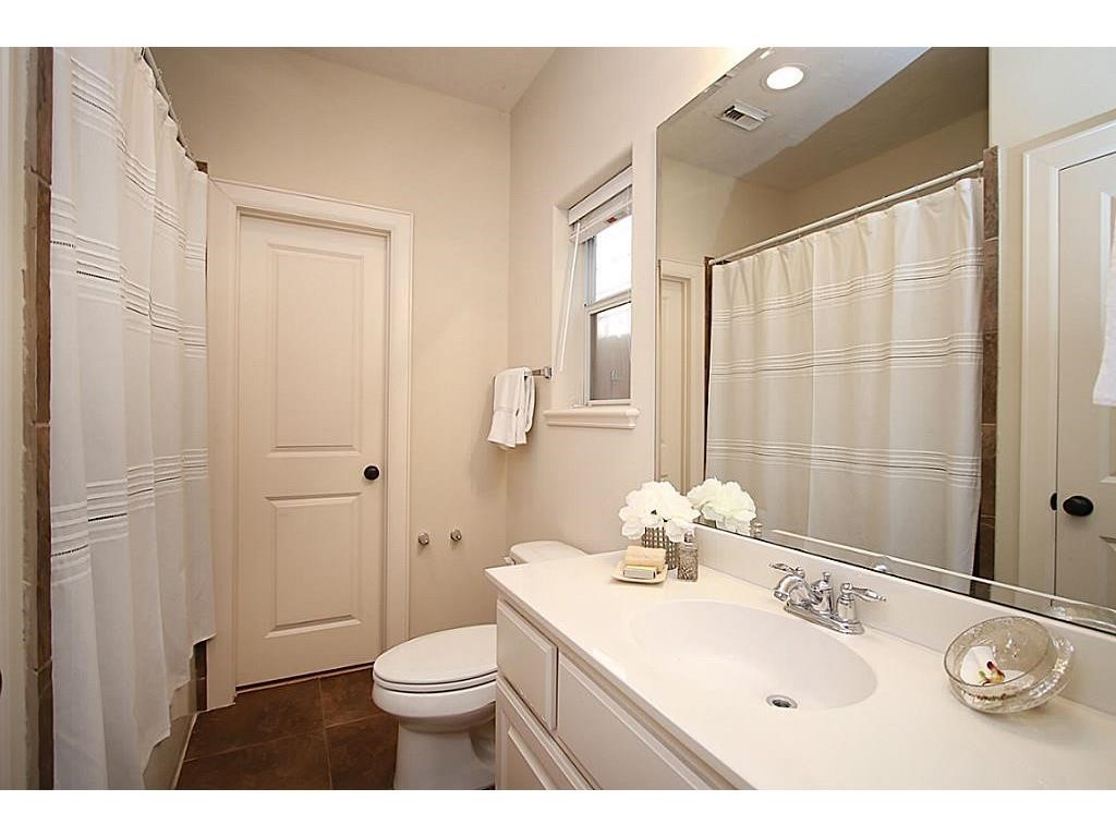 5807 Maxie Street Property Photo 7
