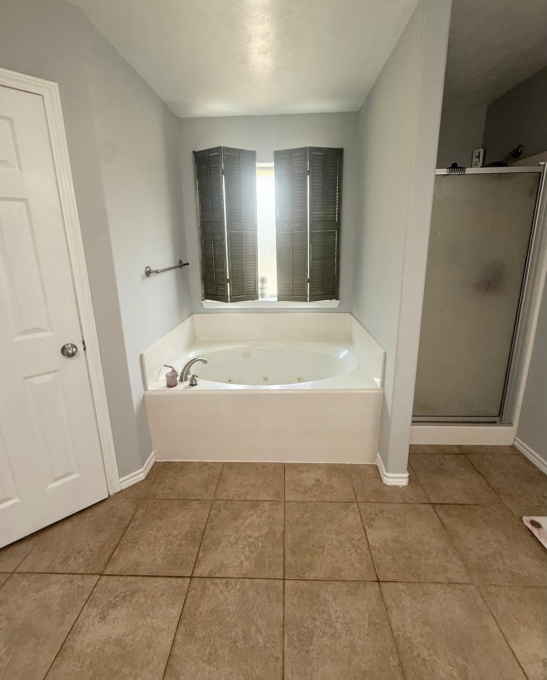 9638 Woodview Drive Property Photo 15