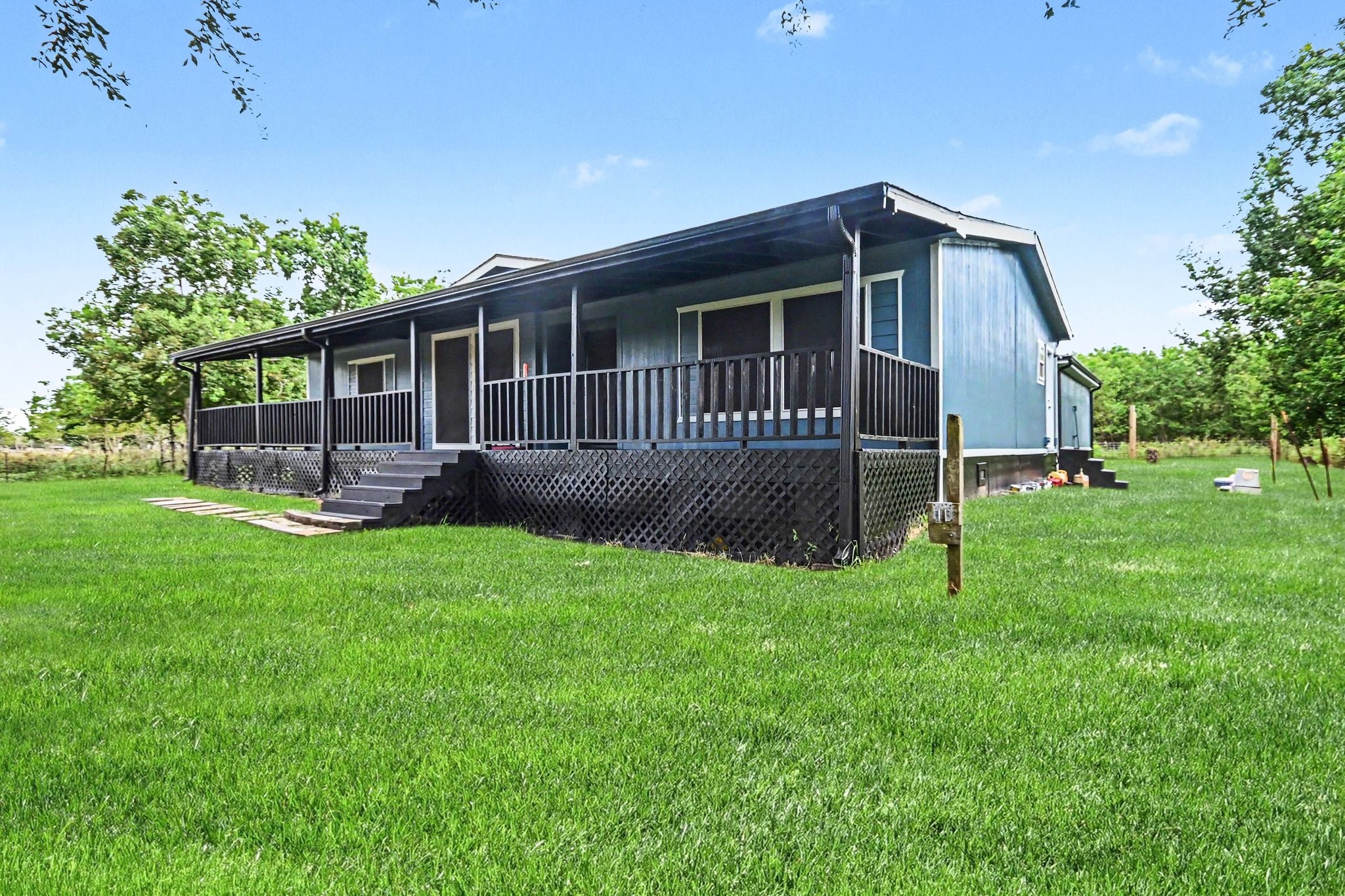 2925 Fm 2917 Property Photo 1