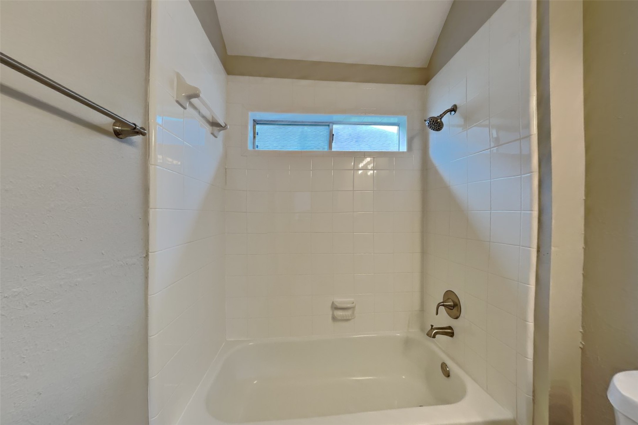20214 Stone Falls Court Property Photo 16
