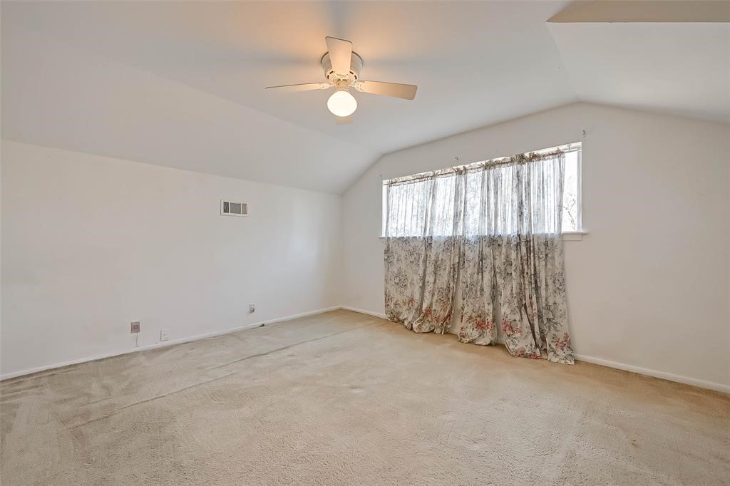 444 Southern Oaks Drive Property Photo 20