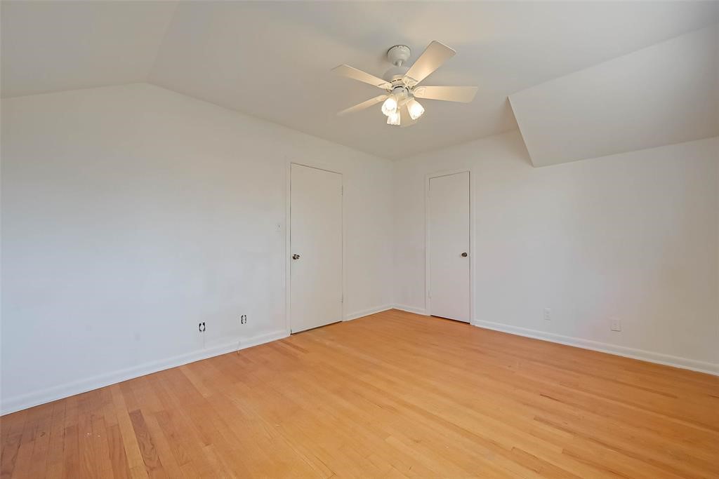 444 Southern Oaks Drive Property Photo 25