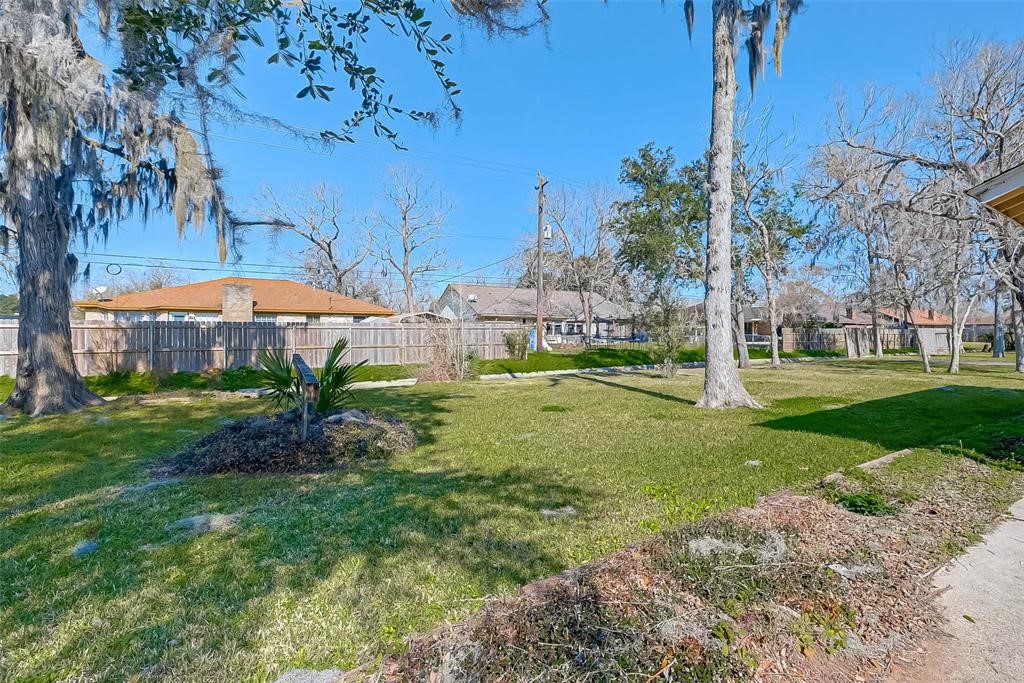 444 Southern Oaks Drive Property Photo 29