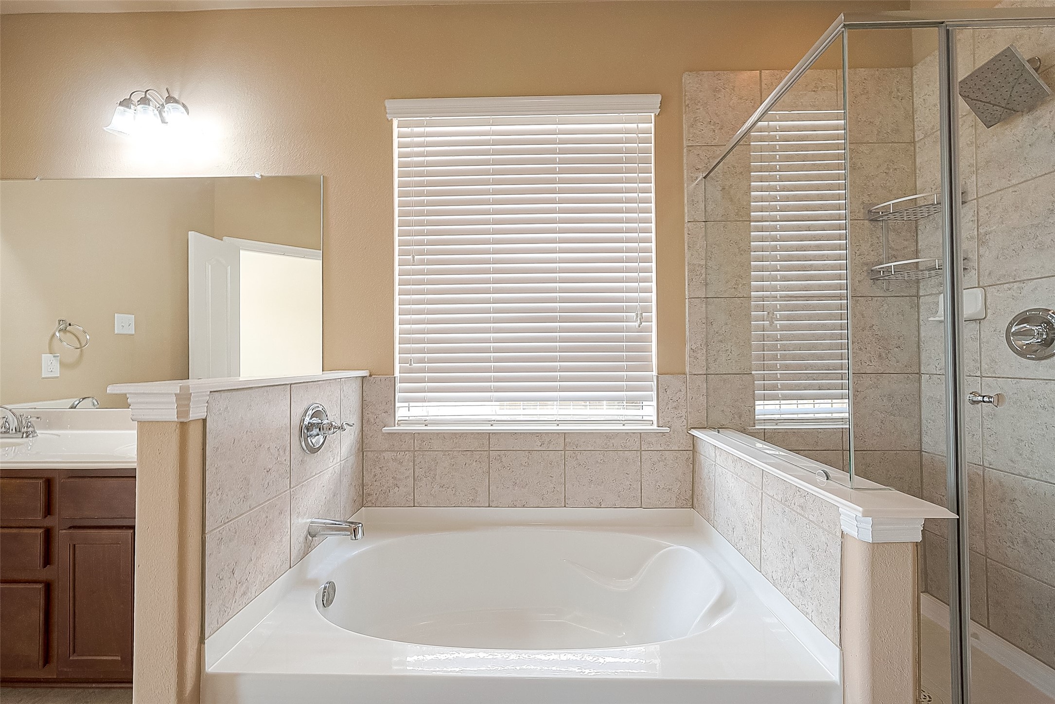26927 Glacier Creek Drive Property Photo 15