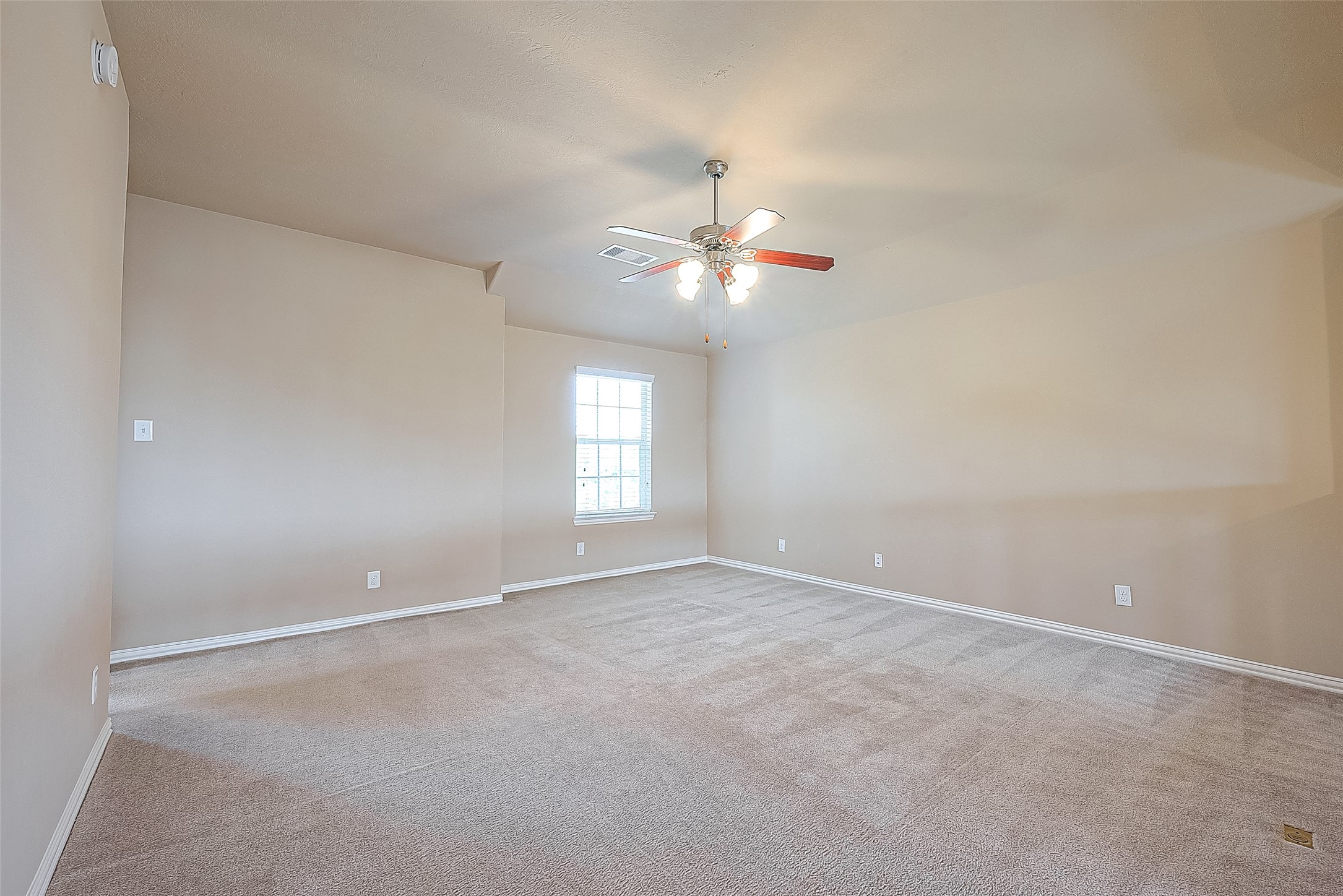 26927 Glacier Creek Drive Property Photo 19