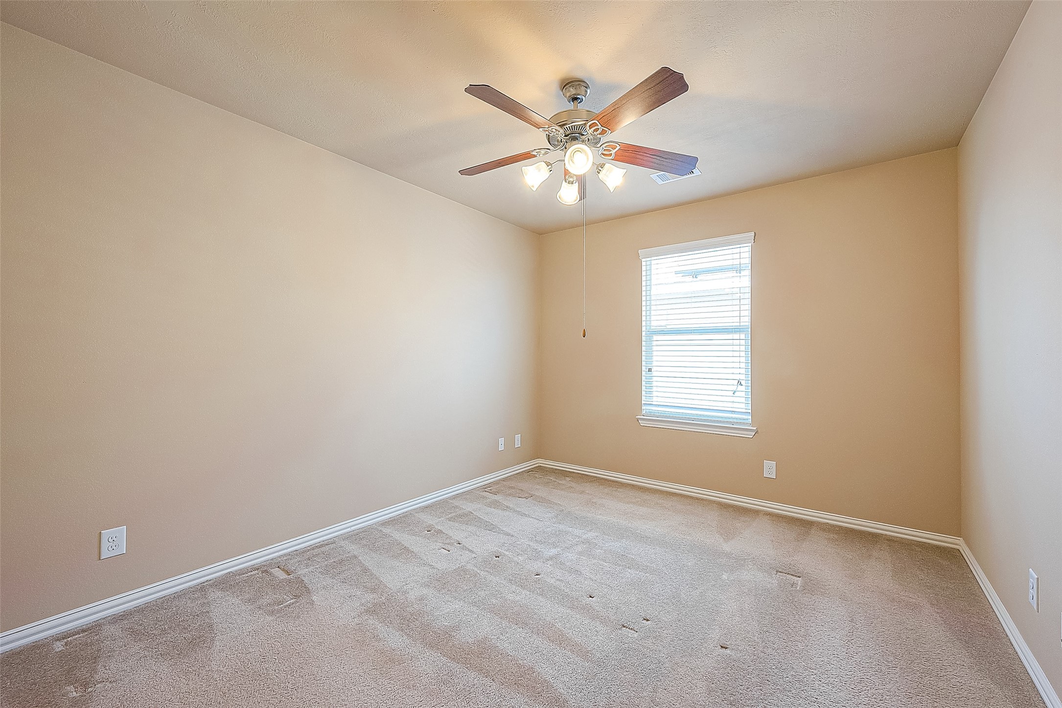 26927 Glacier Creek Drive Property Photo 26