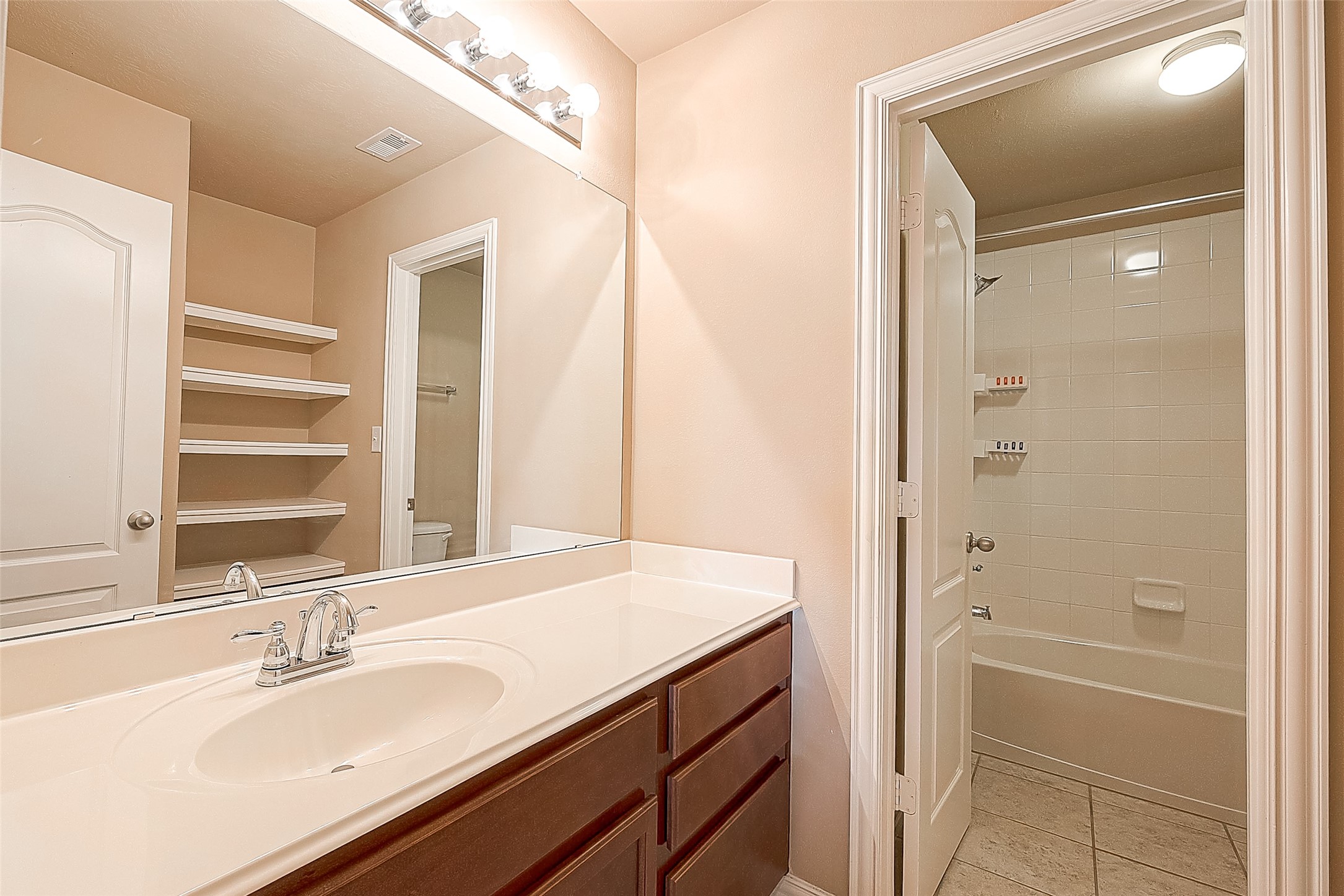 26927 Glacier Creek Drive Property Photo 28