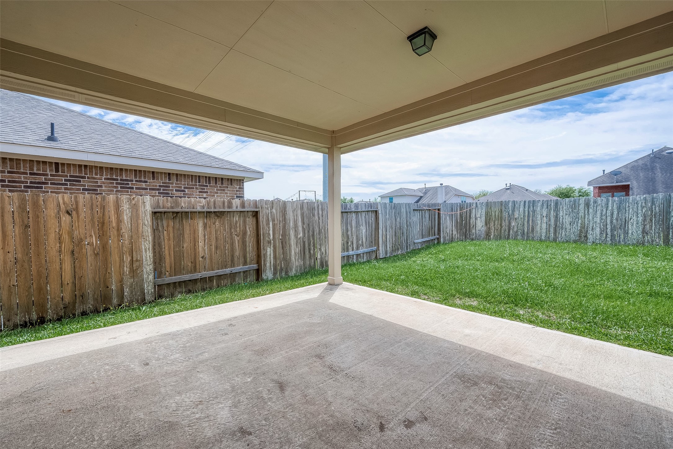 26927 Glacier Creek Drive Property Photo 32