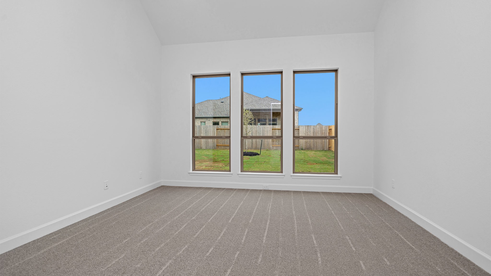 18819 Pear Slice Drive Property Photo 4