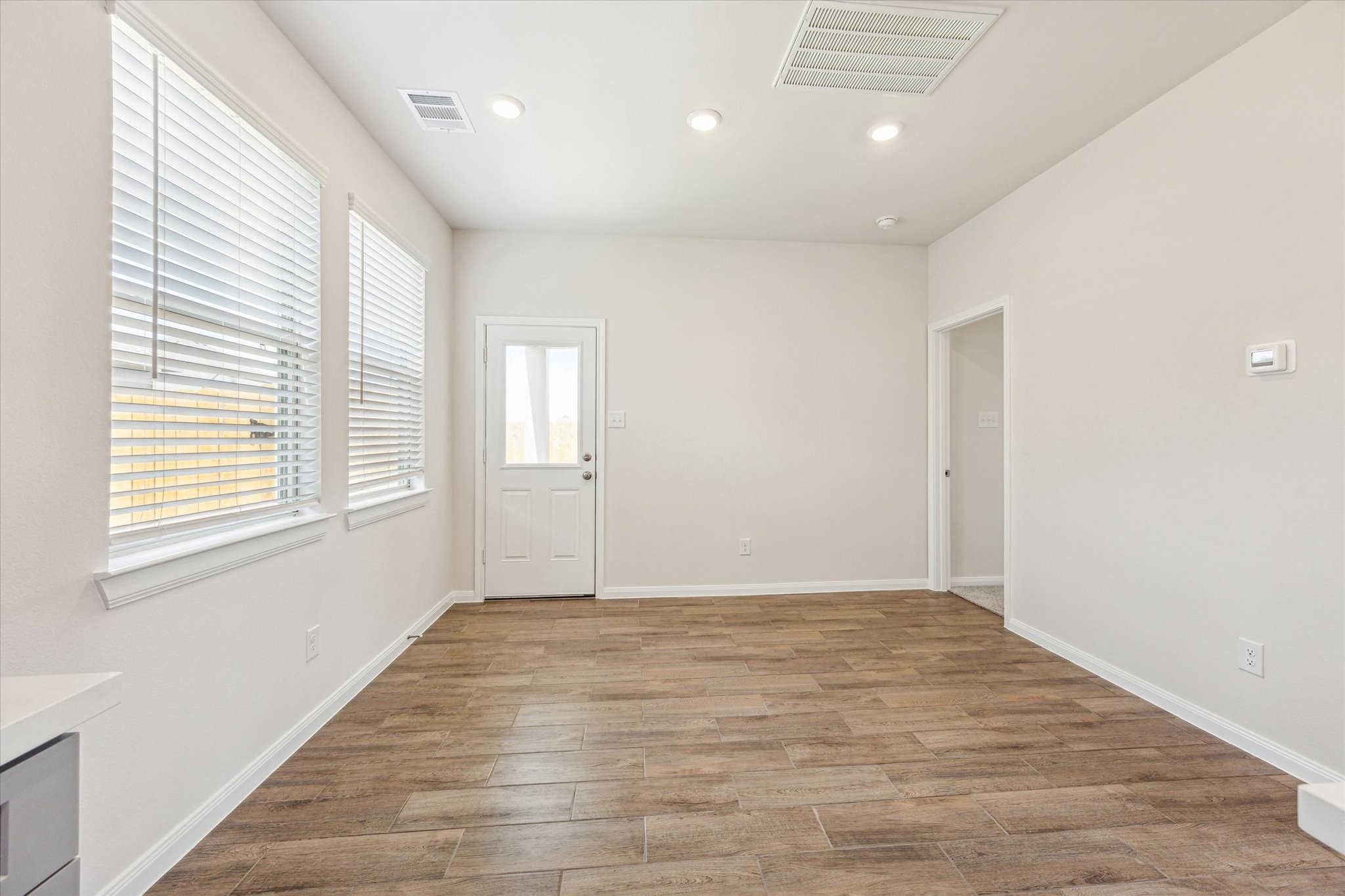 21610 Cypress Maple Drive Property Photo 5