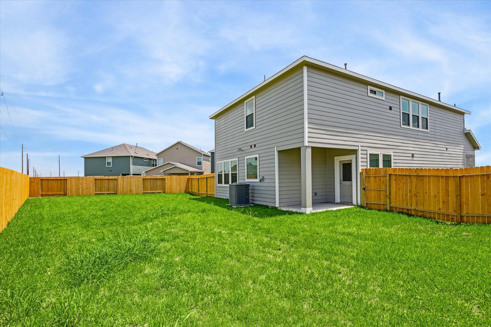21610 Cypress Maple Drive Property Photo 15