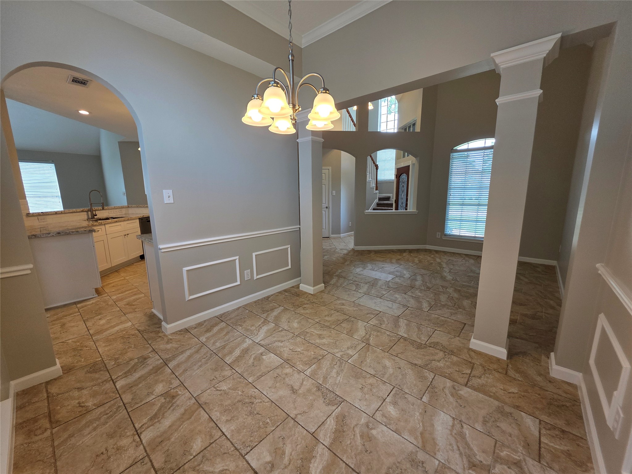 1425 Mija Lane Property Photo 5